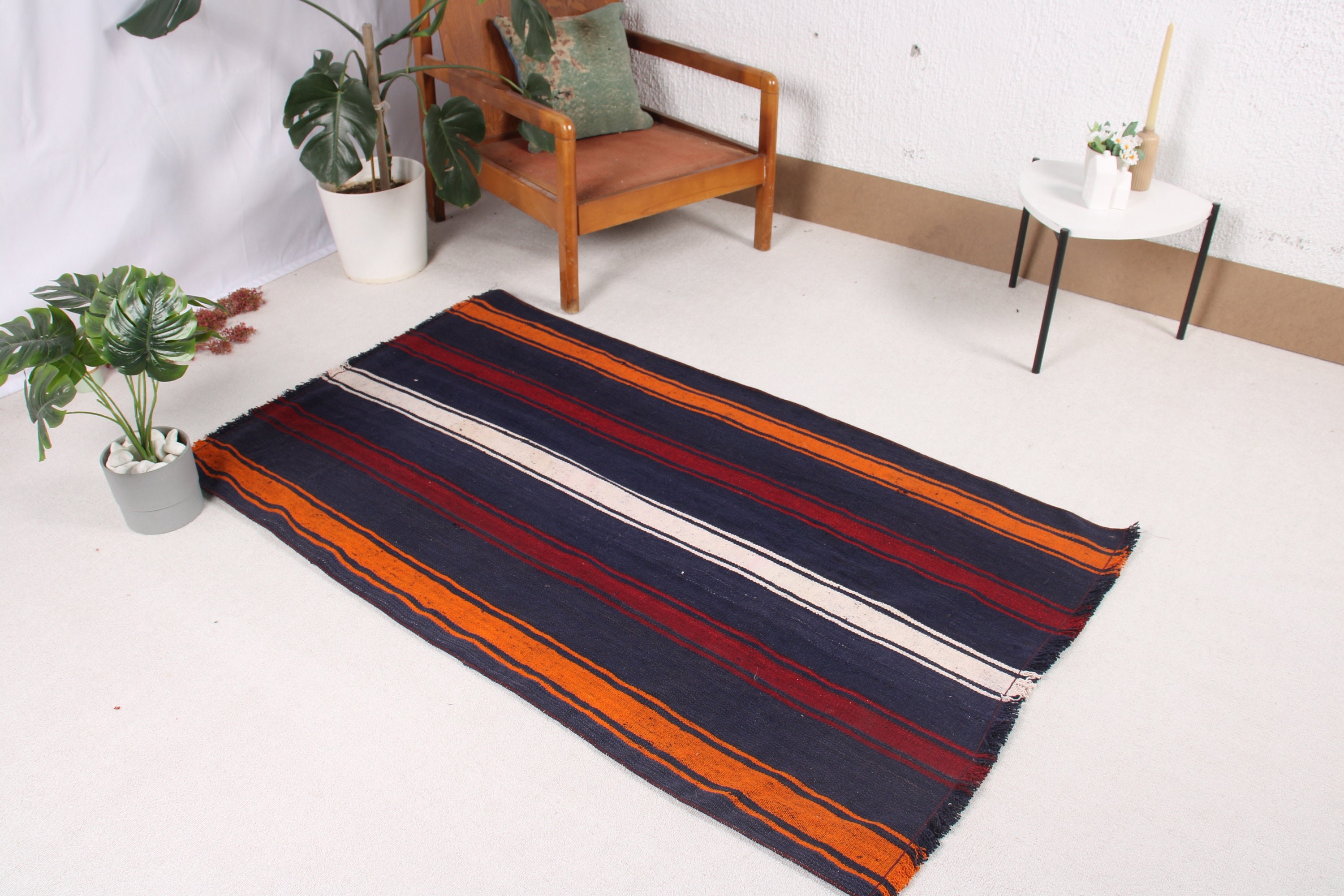 Havalı Halılar, Mutfak Halıları, Türk Halıları, Yün Halı, Mavi Yer Halısı, Vurgu Halıları, Kilim, Vintage Halılar, 3,2x5,4 ft Vurgu Halısı, Giriş Halıları