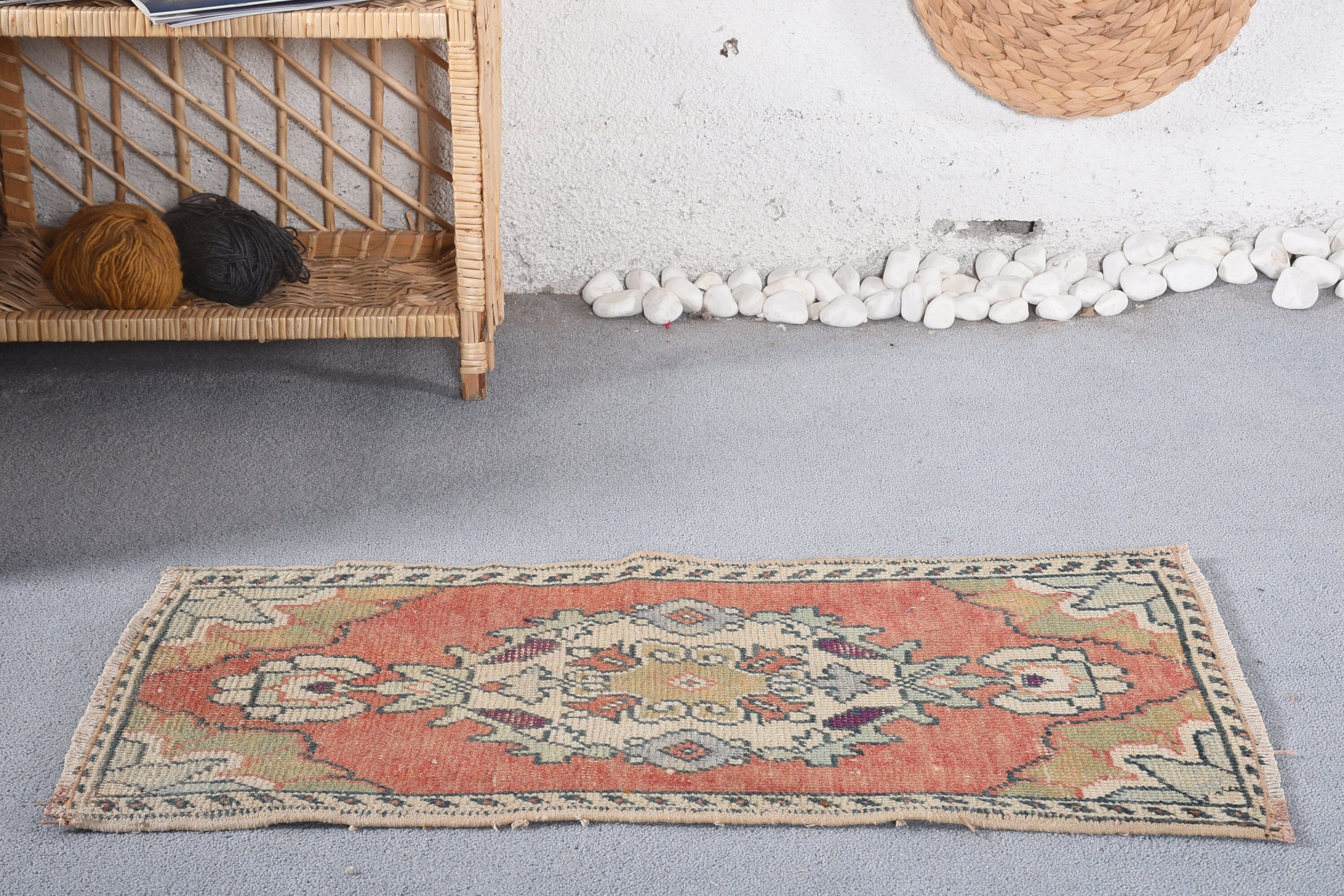 Turkish Rug, 1.6x2.8 ft Small Rugs, Floor Rugs, White Home Decor Rugs, Vintage Rugs, Wall Hanging Rugs, Door Mat Rugs, Oriental Rug