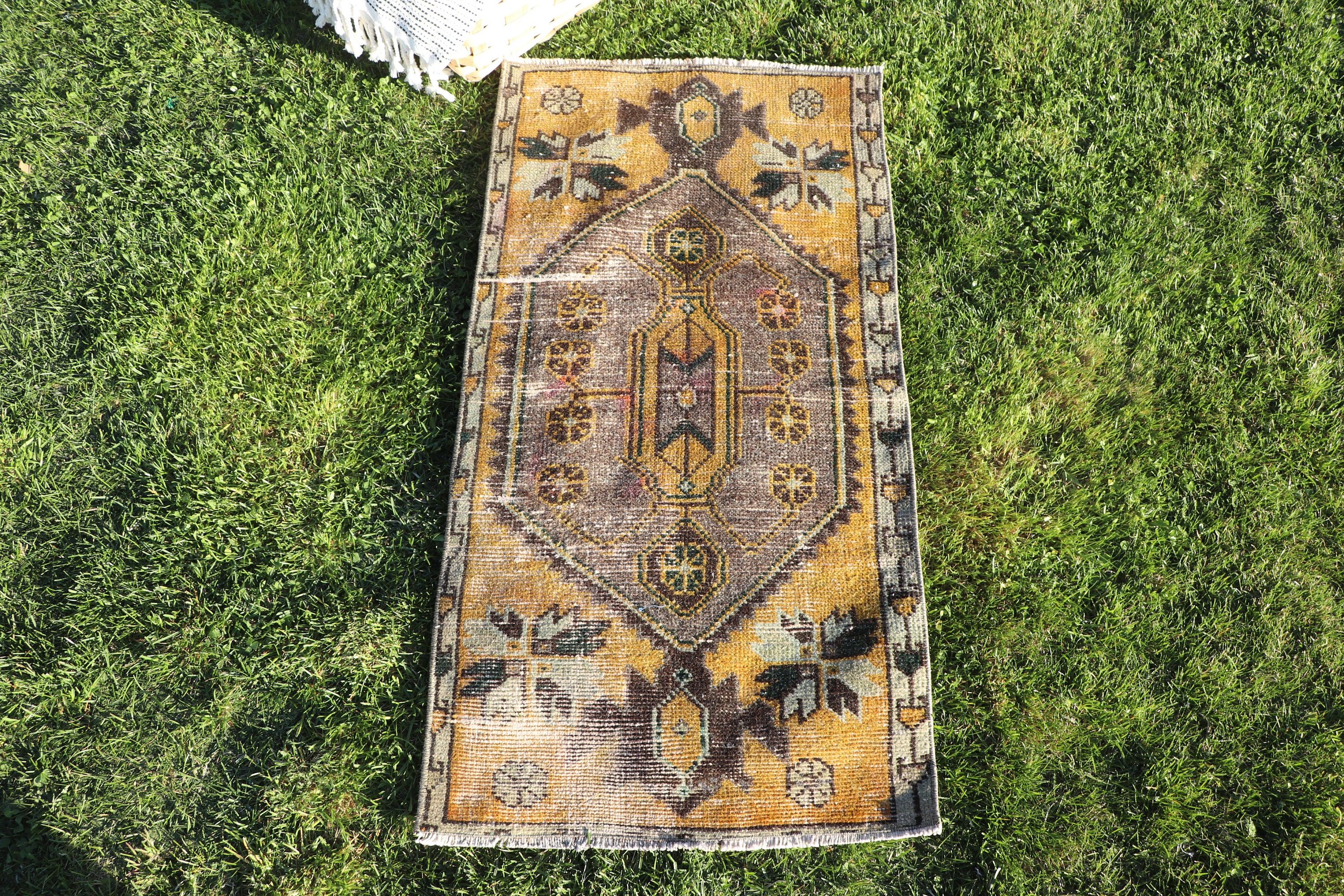 Small Vintage Rugs, Moroccan Rug, Wall Hanging Rug, 1.7x3.2 ft Small Rugs, Neutral Rugs, Yellow Luxury Rug, Turkish Rug, Vintage Rugs