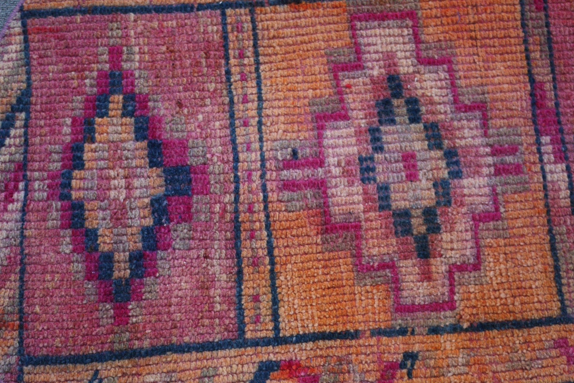 2.5x2.6 ft Small Rug, Rugs for Bedroom, Bedroom Rug, Antique Rugs, Home Decor Rug, Orange Wool Rug, Turkish Rug, Nursery Rugs, Vintage Rug