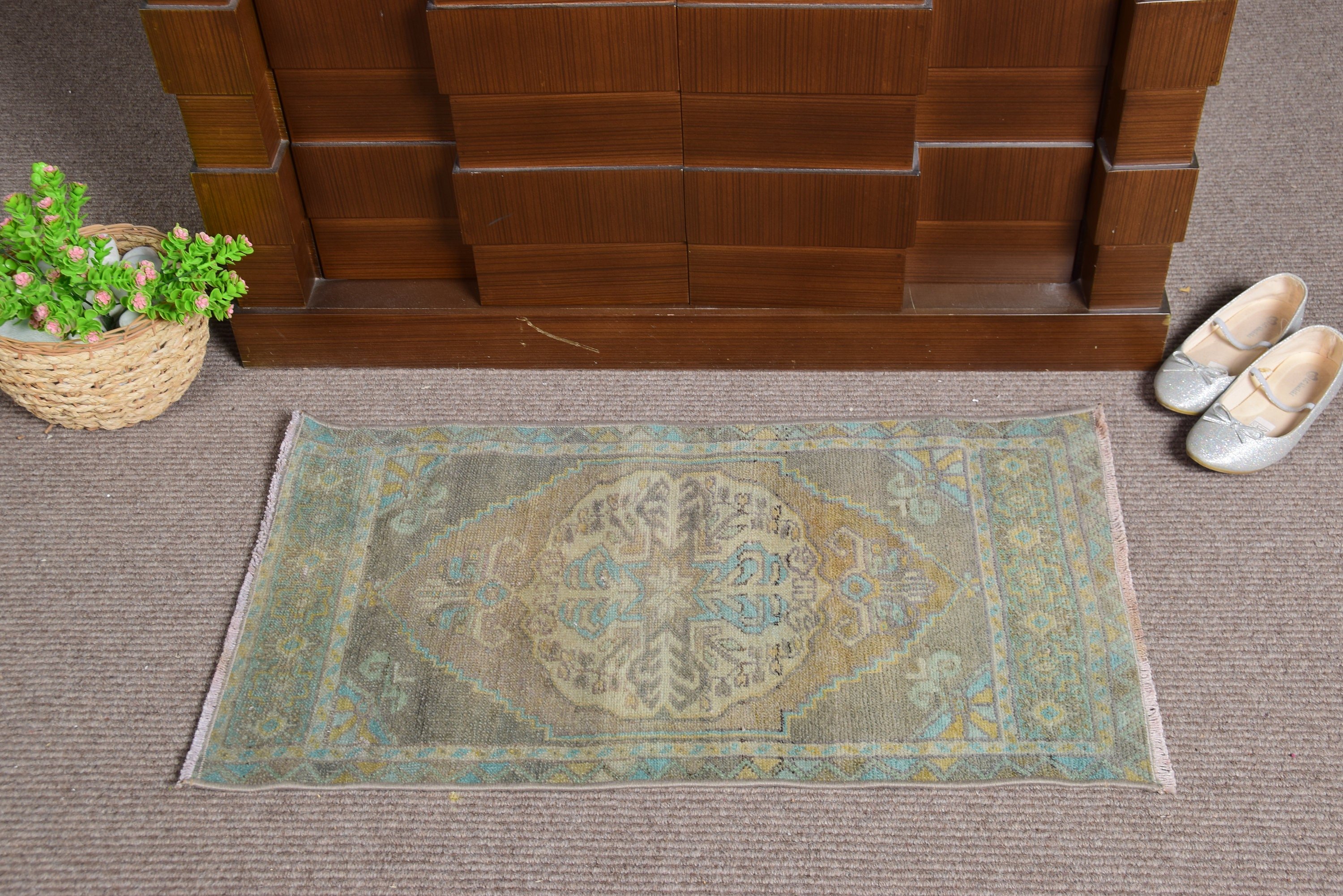 Car Mat Rug, Bedroom Rug, Vintage Rugs, Oushak Rug, Home Decor Rug, Green Oushak Rugs, Rugs for Entry, Turkish Rug, 1.5x2.7 ft Small Rugs