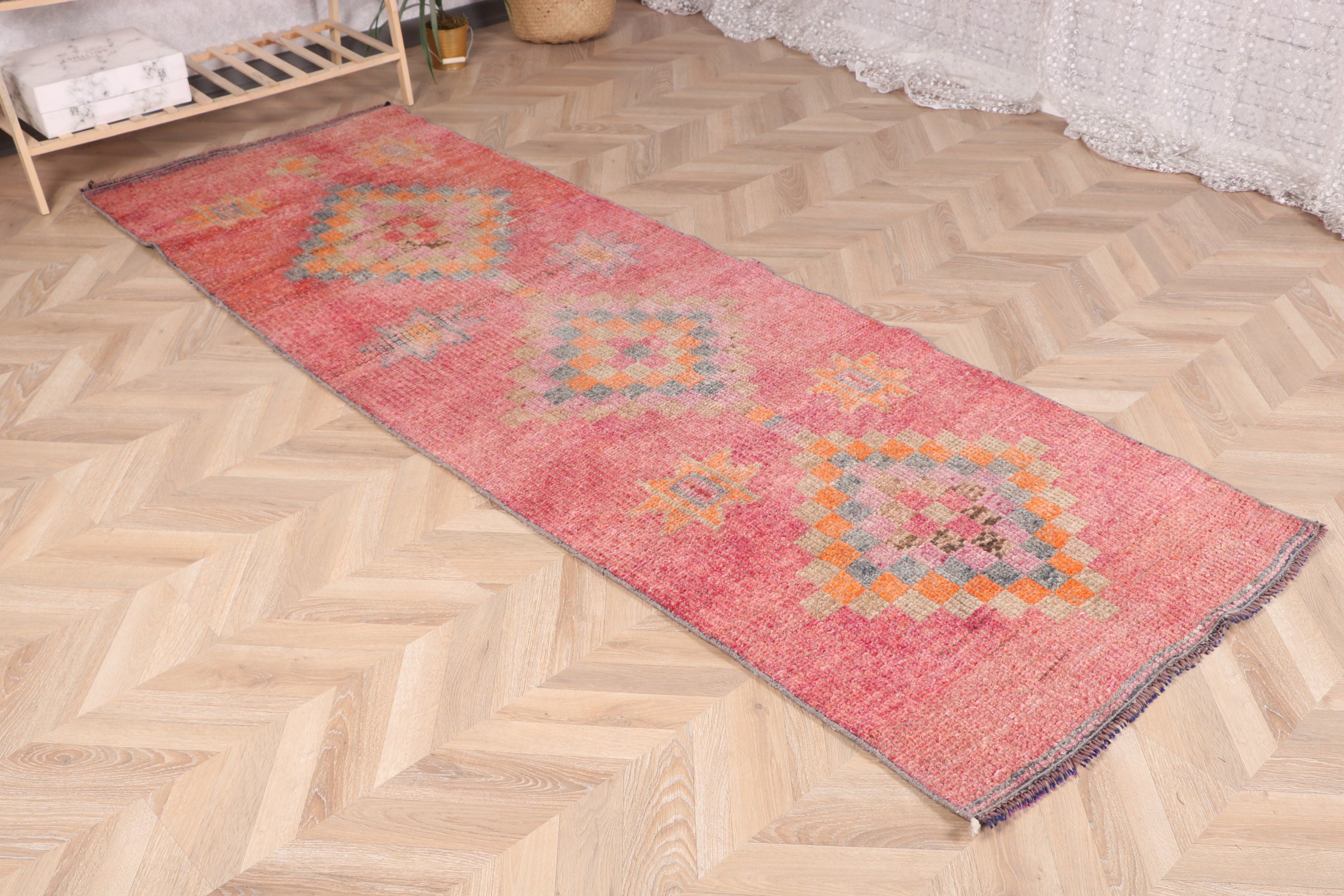 Yatak Odası Halısı, 2.9x8.5 ft Runner Halısı, Vintage Halılar, Koridor Halıları, Türk Halıları, Vintage Runner Halıları, Pembe Oryantal Halı, Fas Halısı