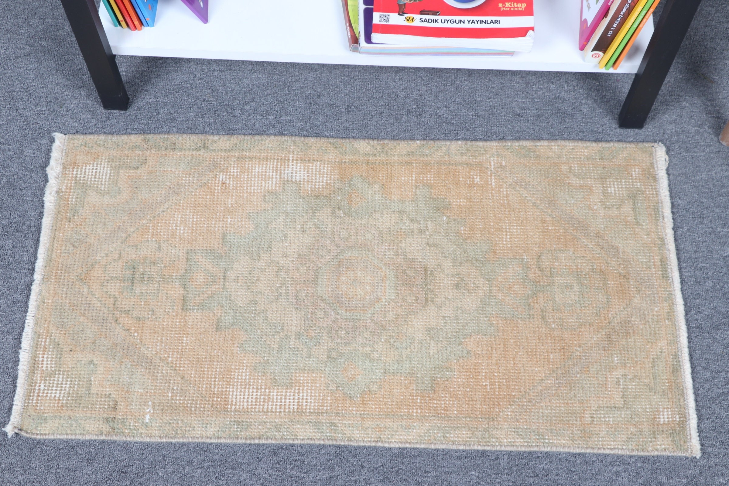 Turuncu Fas Halısı, 1.3x2.5 ft Küçük Halı, Duvara Asılı Halı, Vintage Halı, Türk Halıları, Yün Halı, Göçebe Halı, Çocuk Halısı, Ev Dekor Halıları