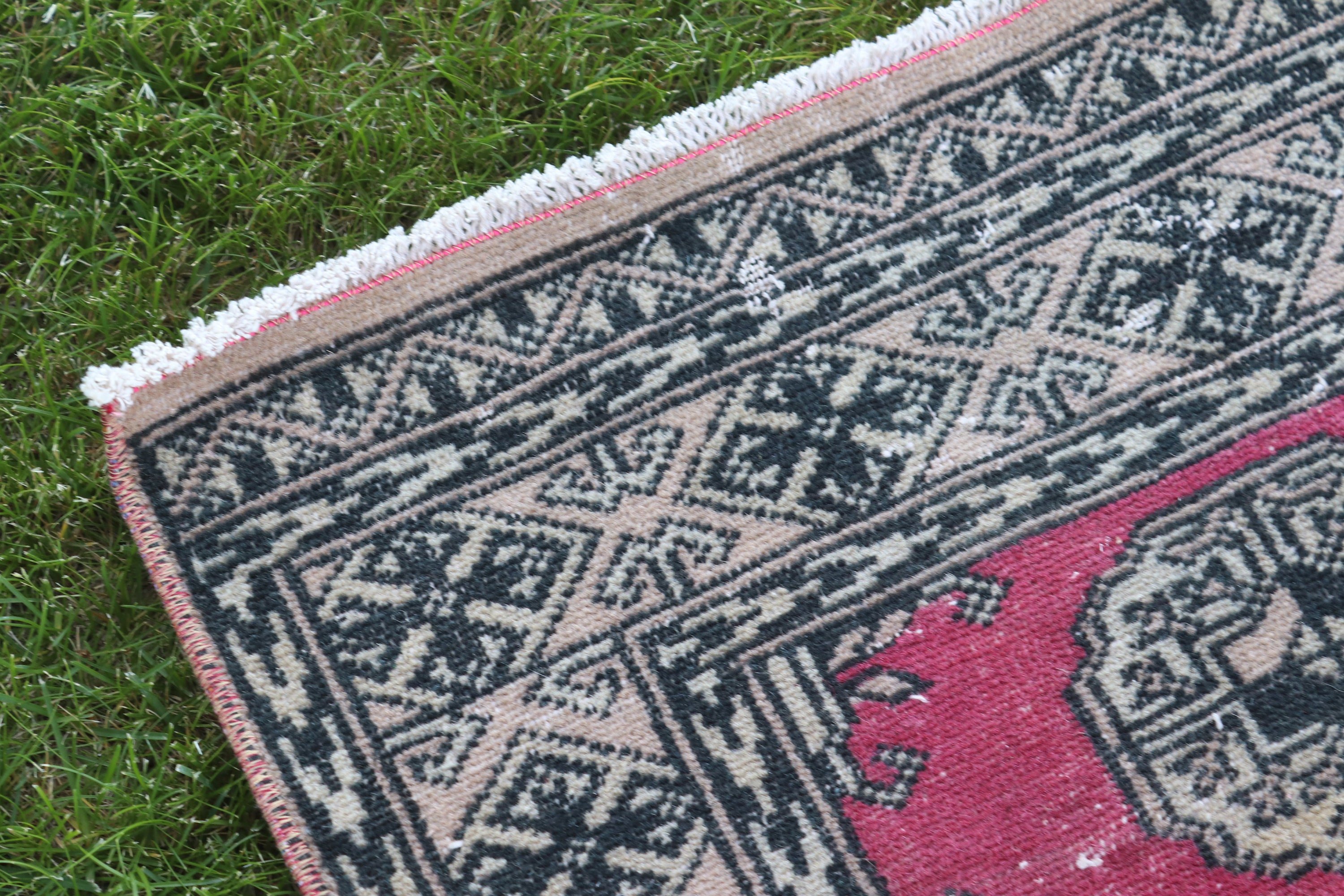 Bathroom Rug, Statement Rug, Moroccan Rugs, Vintage Rug, Wall Hanging Rug, 2x3.1 ft Small Rug, Turkish Rug, Pink Flatweave Rugs, Floor Rug