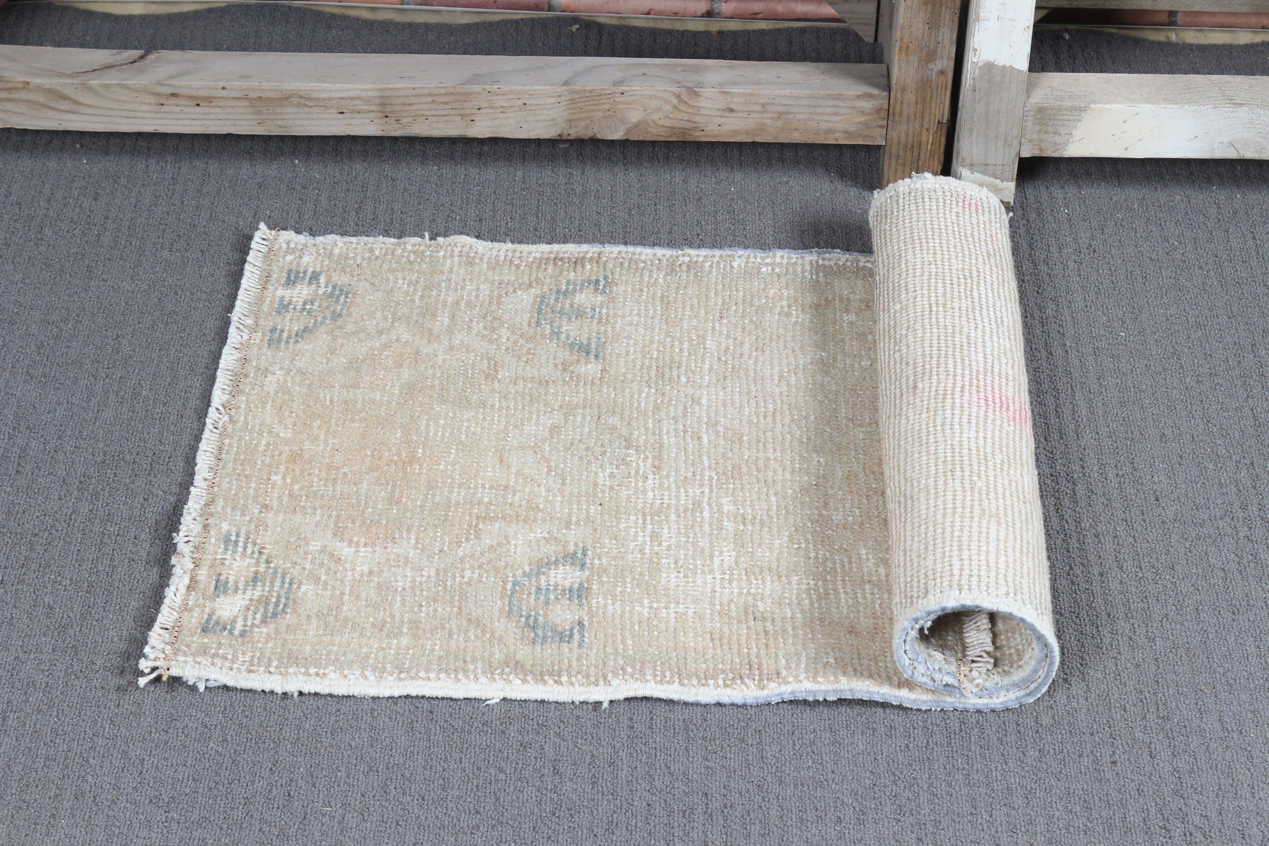 Turkish Rugs, Beige Cool Rug, Entry Rug, 1.5x3.1 ft Small Rug, Vintage Rug, Rugs for Wall Hanging, Anatolian Rug, Oushak Rug, Nursery Rug