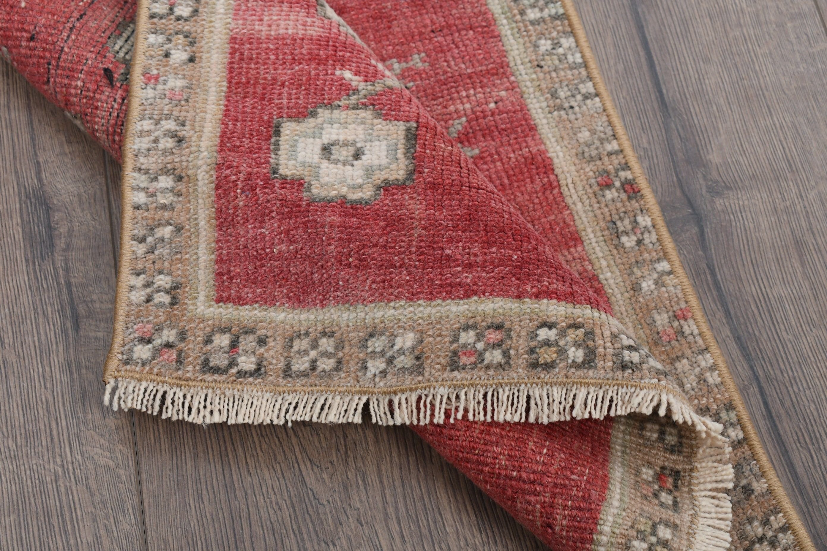 Yatak Odası Halısı, Oushak Halıları, Kırmızı Oushak Halıları, Paspas Halısı, Duvara Asma Halılar, Vintage Halı, Türk Halıları, 1.6x1.4 ft Küçük Halı, Yün Halı