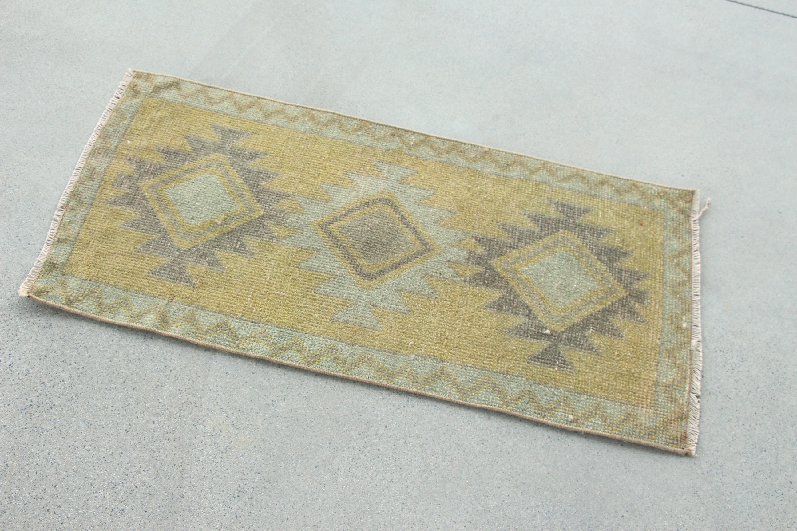 Dış Mekan Halıları, Yeşil 1,5x3 ft Küçük Halı, Vintage Halılar, Fas Halıları, Oryantal Halı, Banyo Halıları, Türk Halıları, Giriş Halısı