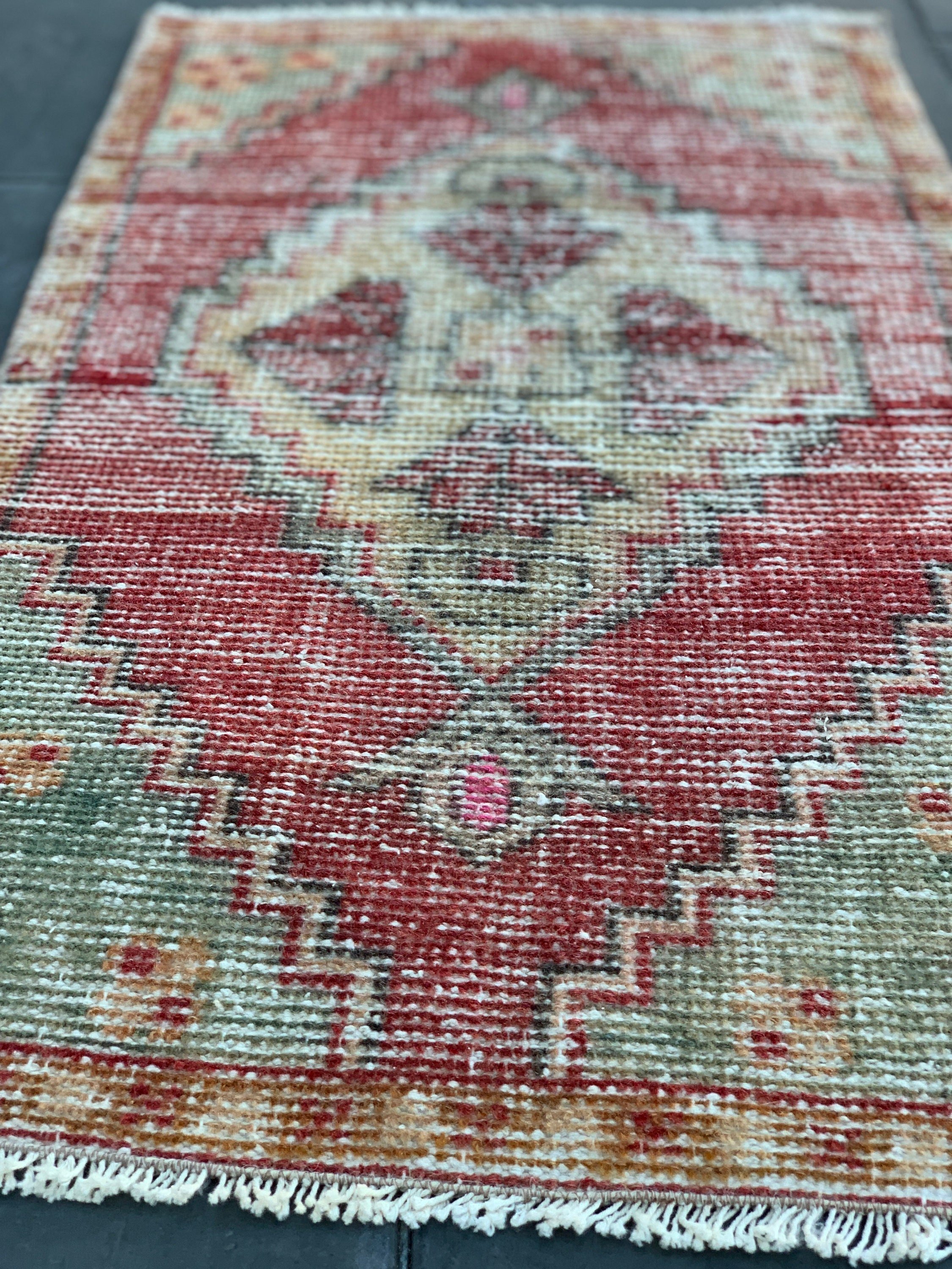 Bej Oushak Halılar, 1.6x3 ft Küçük Halılar, Vintage Halılar, Yatak Odası Halısı, Araba Paspas Halıları, Mutfak Halısı, Mutfak Halıları, Anadolu Halısı, Türk Halısı