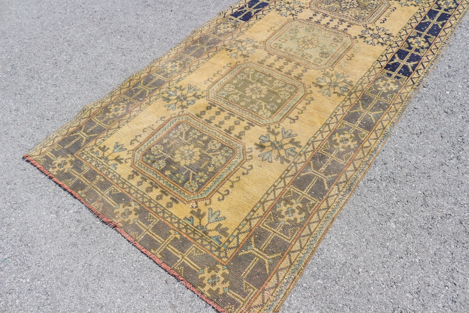 Yellow Moroccan Rugs, Vintage Rug, Turkish Rug, Home Decor Rugs, Salon Rug, Living Room Rugs, Pastel Rug, 4.5x10 ft Large Rug, Antique Rug