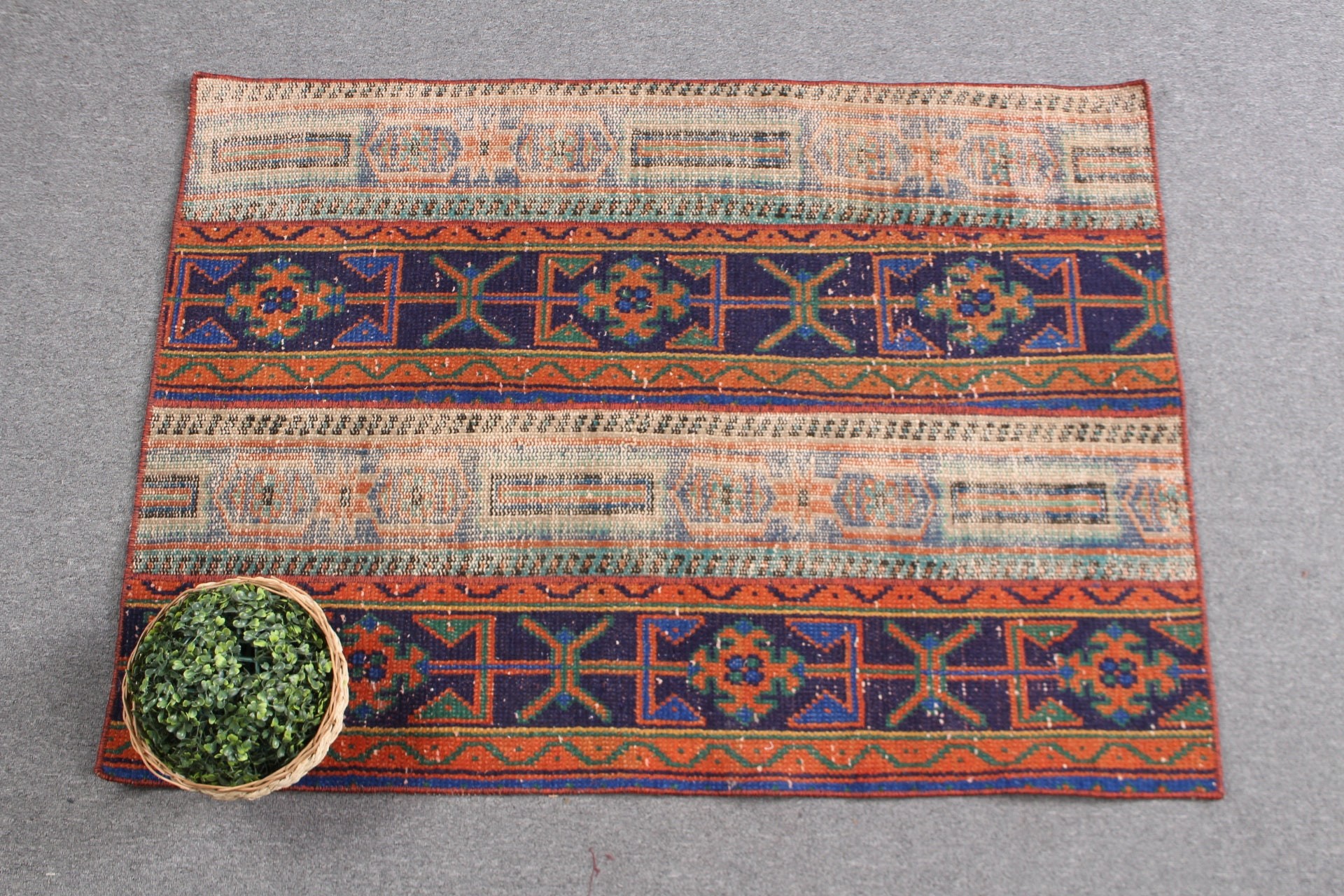 Araba Paspas Halısı, 3x4,1 ft Küçük Halı, Türk Halıları, Duvara Asılı Halı, Giriş Halıları, Oushak Halıları, Vintage Halılar, Yatak Odası Halıları, Mavi Zemin Halısı