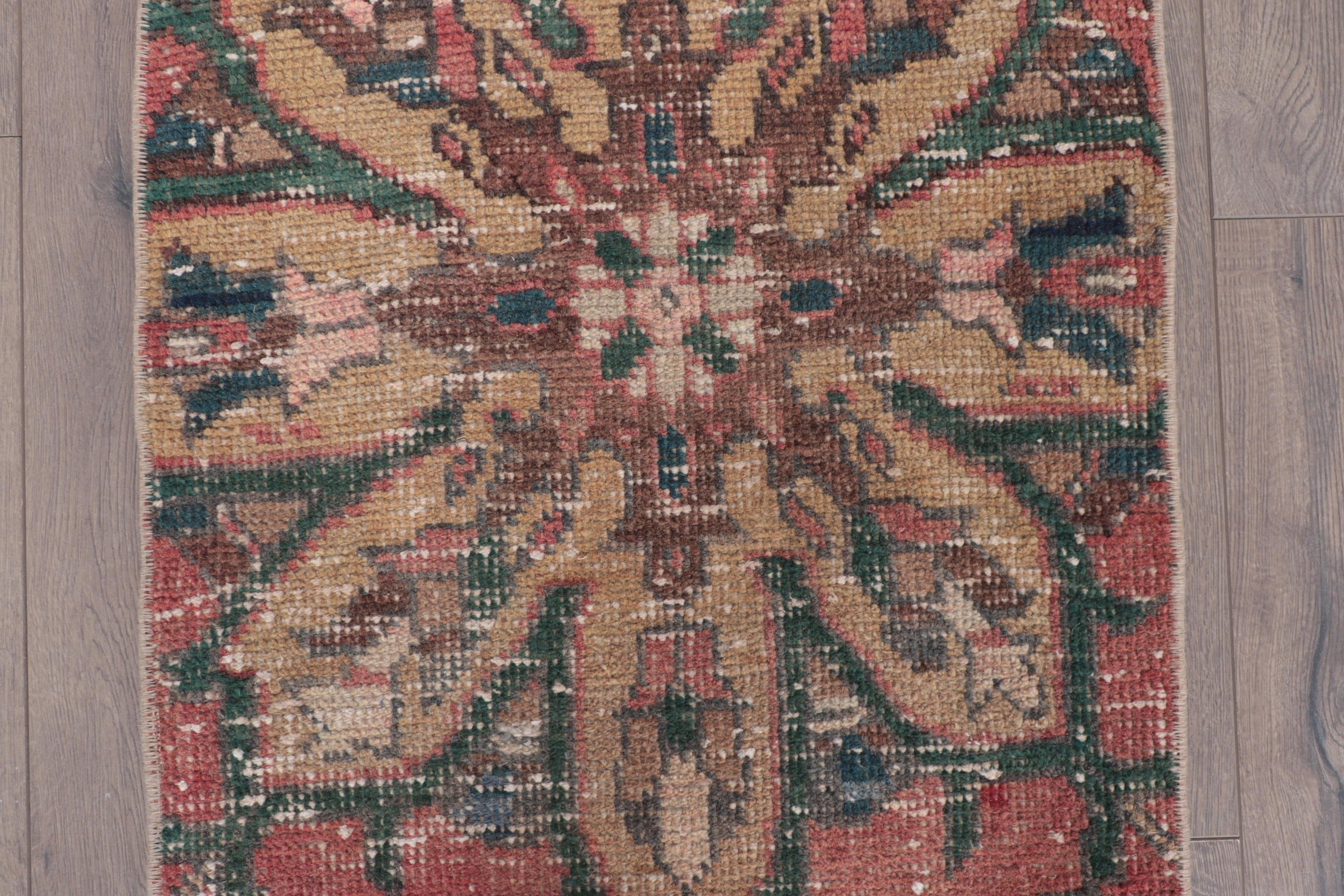 Kırmızı Anadolu Halıları, Türk Halısı, Koridor Halısı, Uzun Yolluk Halısı, Vintage Halılar, Antika Halılar, Fas Halıları, 1.6x10.2 ft Yolluk Halısı