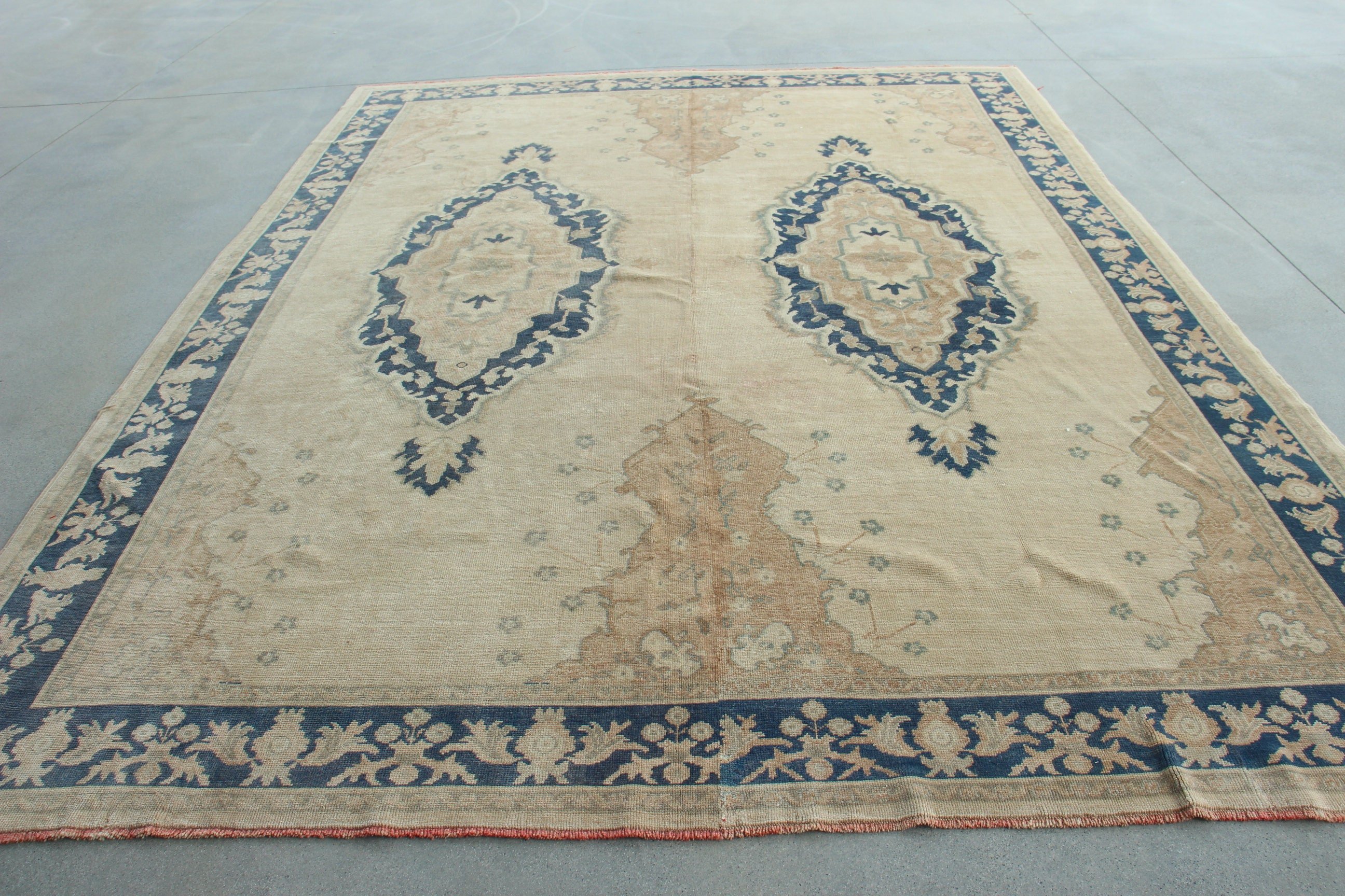 Vintage Rugs, 9x11.6 ft Oversize Rug, Turkish Rug, Beige Oriental Rug, Saloon Rugs, Home Decor Rugs, Luxury Rugs, Salon Rugs