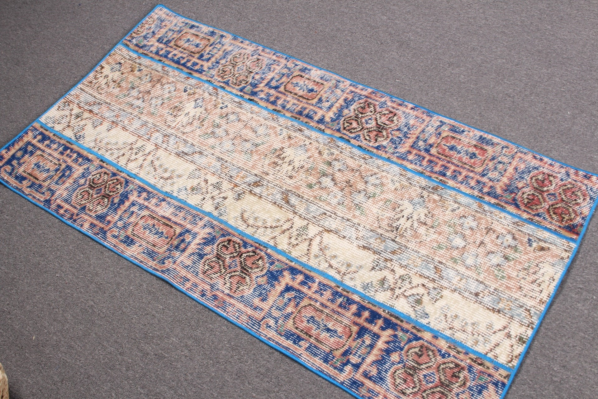 Vintage Halı, Yatak Odası Halıları, 2.2x4.2 ft Küçük Halı, Türk Halısı, Yer Halıları, Giriş Halısı, Mavi Ev Dekor Halısı, Mutfak Halıları