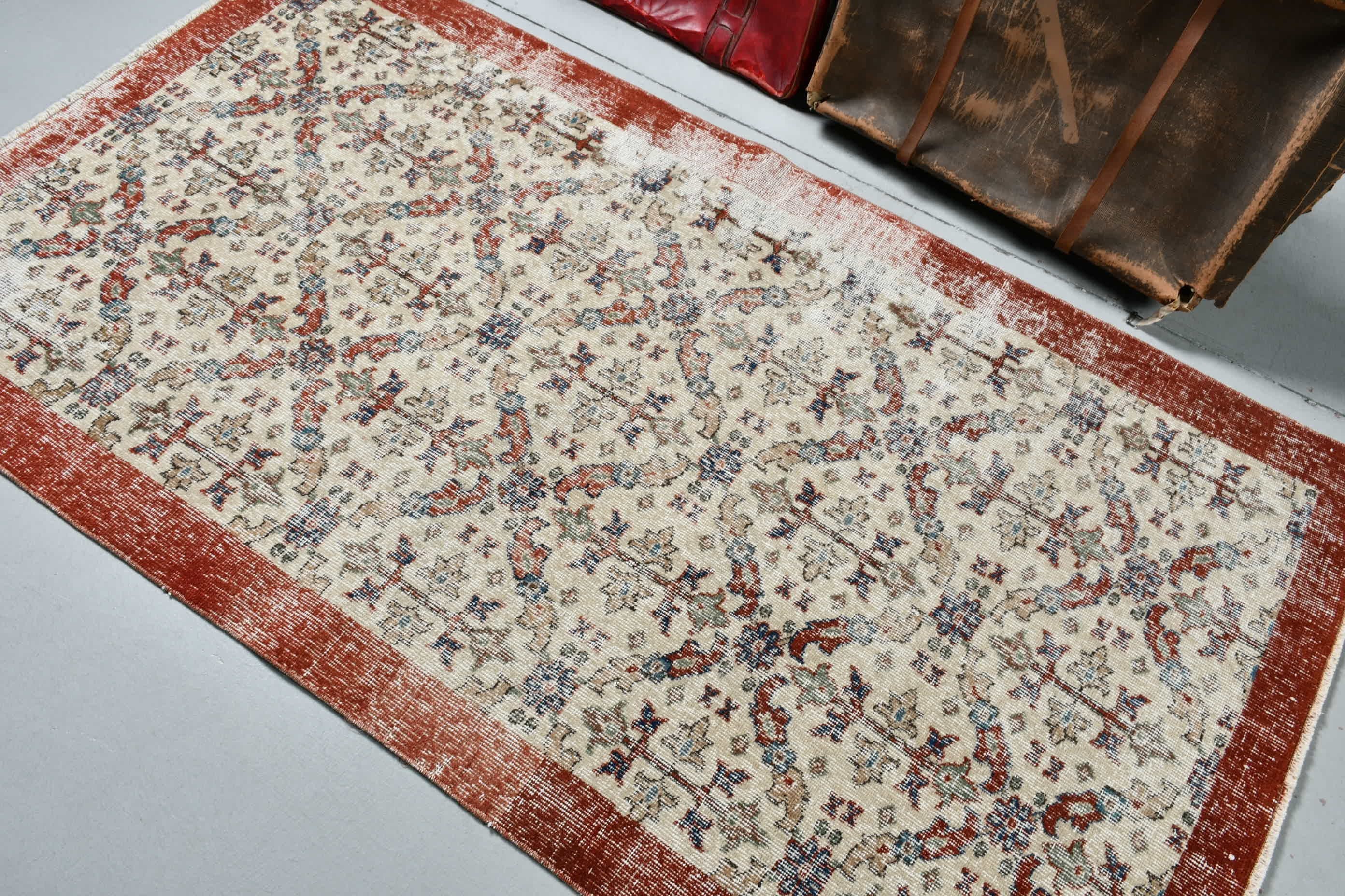 Giriş Halıları, Fas Halıları, Mutfak Halıları, Antika Halılar, 3,6x6,6 ft Vurgulu Halılar, Bej Antika Halılar, Türk Halısı, Düz Dokuma Halı, Vintage Halılar