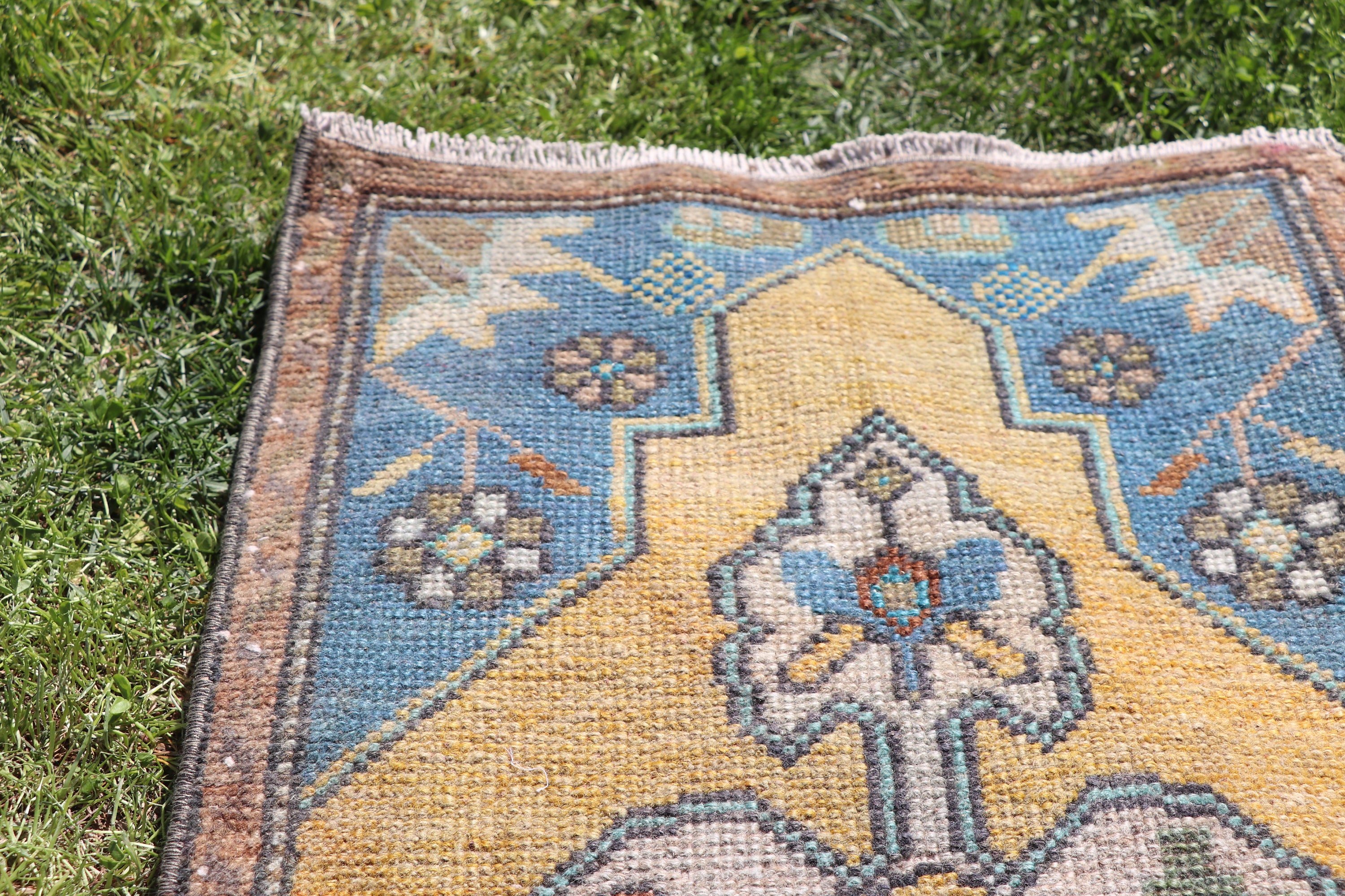 Vintage Halı, 1.5x3 ft Küçük Halılar, Oushak Halı, Sarı El Dokuma Halı, Türk Halısı, Sanatsal Halılar, Geometrik Halılar, Küçük Boho Halı, Banyo Halısı