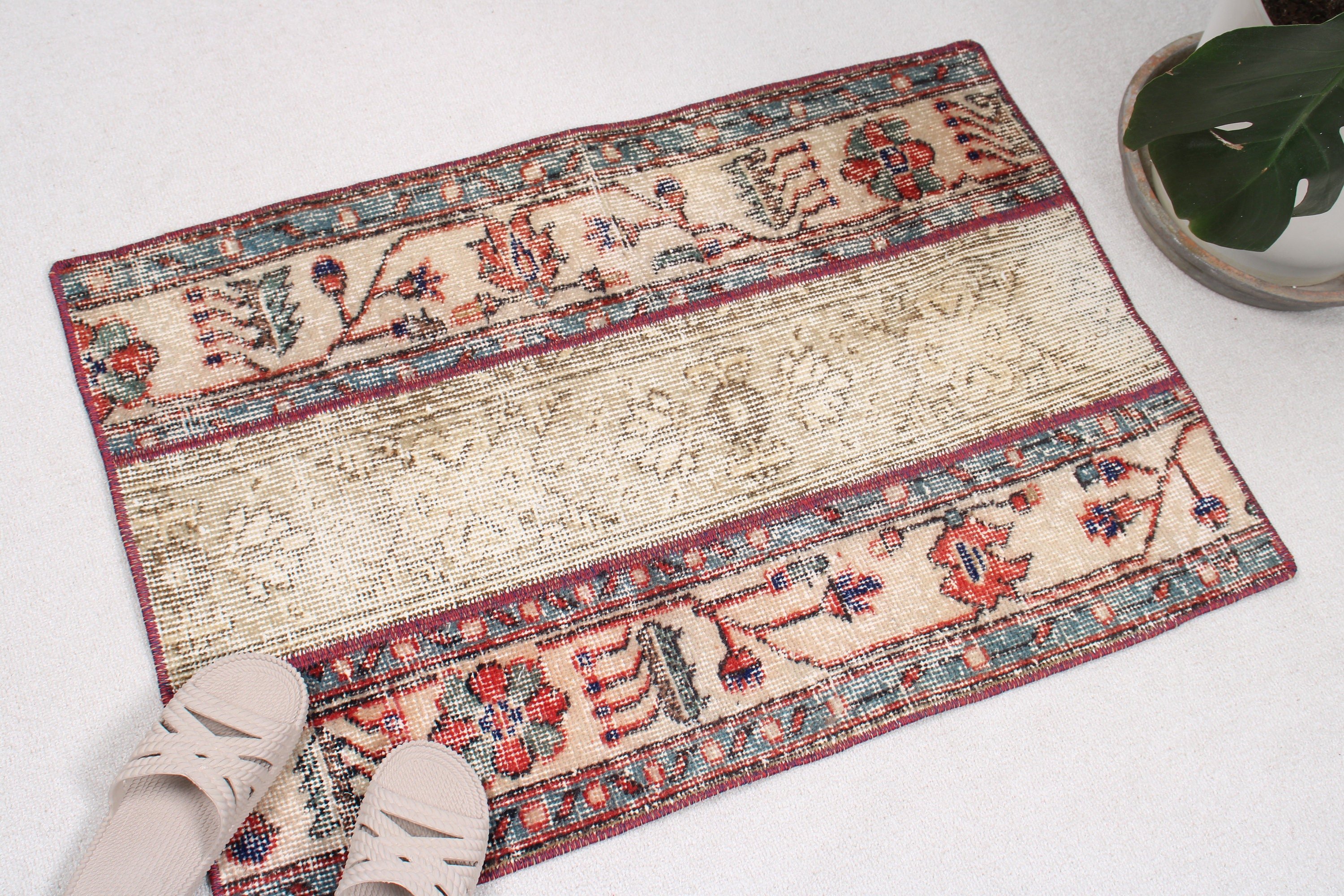 Wool Rugs, Statement Rug, Kitchen Rugs, Small Vintage Rug, 2.1x3 ft Small Rug, Turkish Rugs, Beige Floor Rug, Vintage Rugs, Exotic Rugs