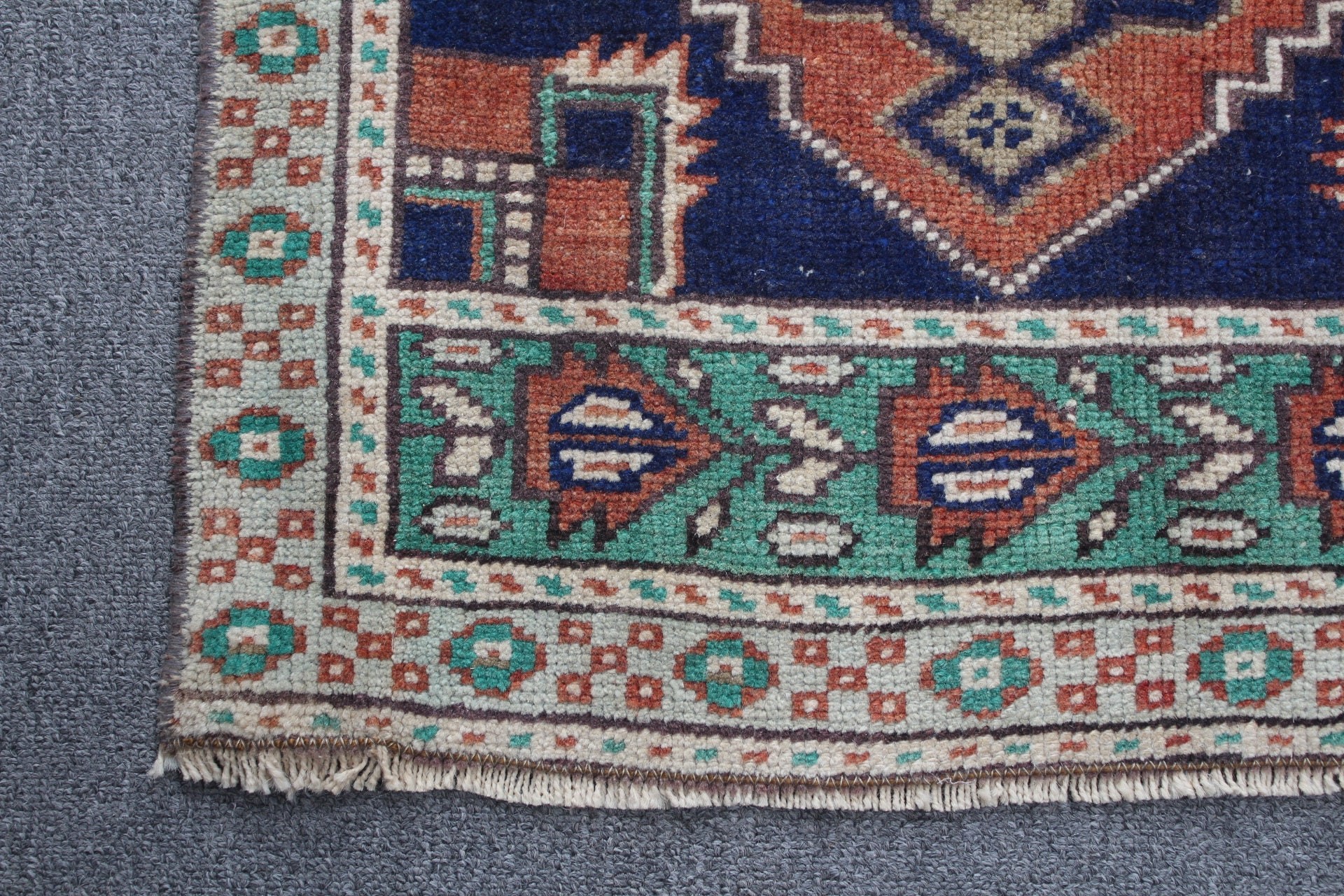 Havalı Halı, Yurt Halısı, Duvara Asılı Halı, Paspas Halıları, Fas Halısı, Turuncu Yün Halı, 1.7x3.1 ft Küçük Halı, Vintage Halı, Türk Halıları