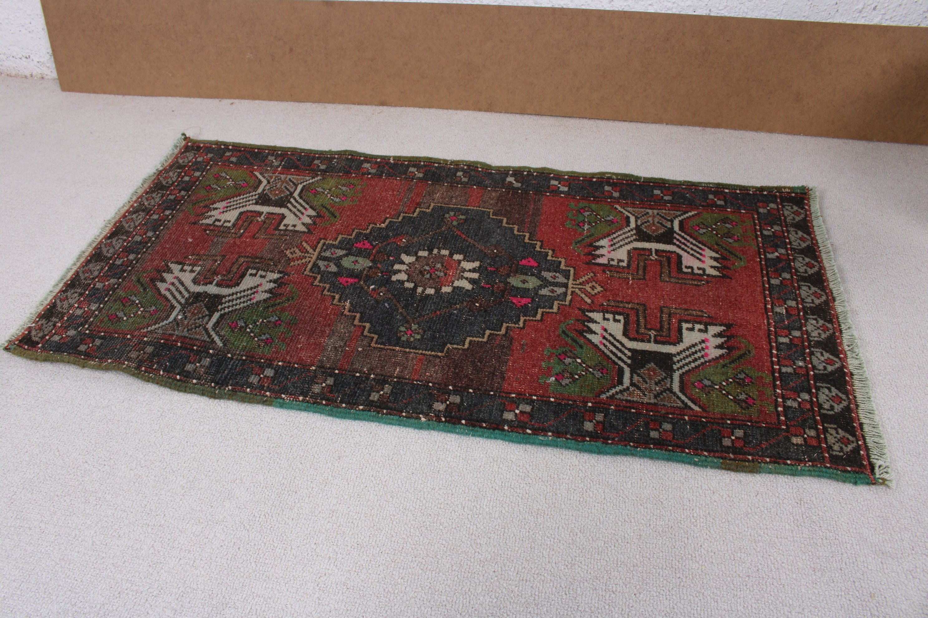 Ofis Halısı, Havalı Halı, Küçük Boho Halısı, El Dokuma Halısı, Vintage Halılar, Çocuk Halısı, Türk Halısı, Yeşil 1.6x3.3 ft Küçük Halı