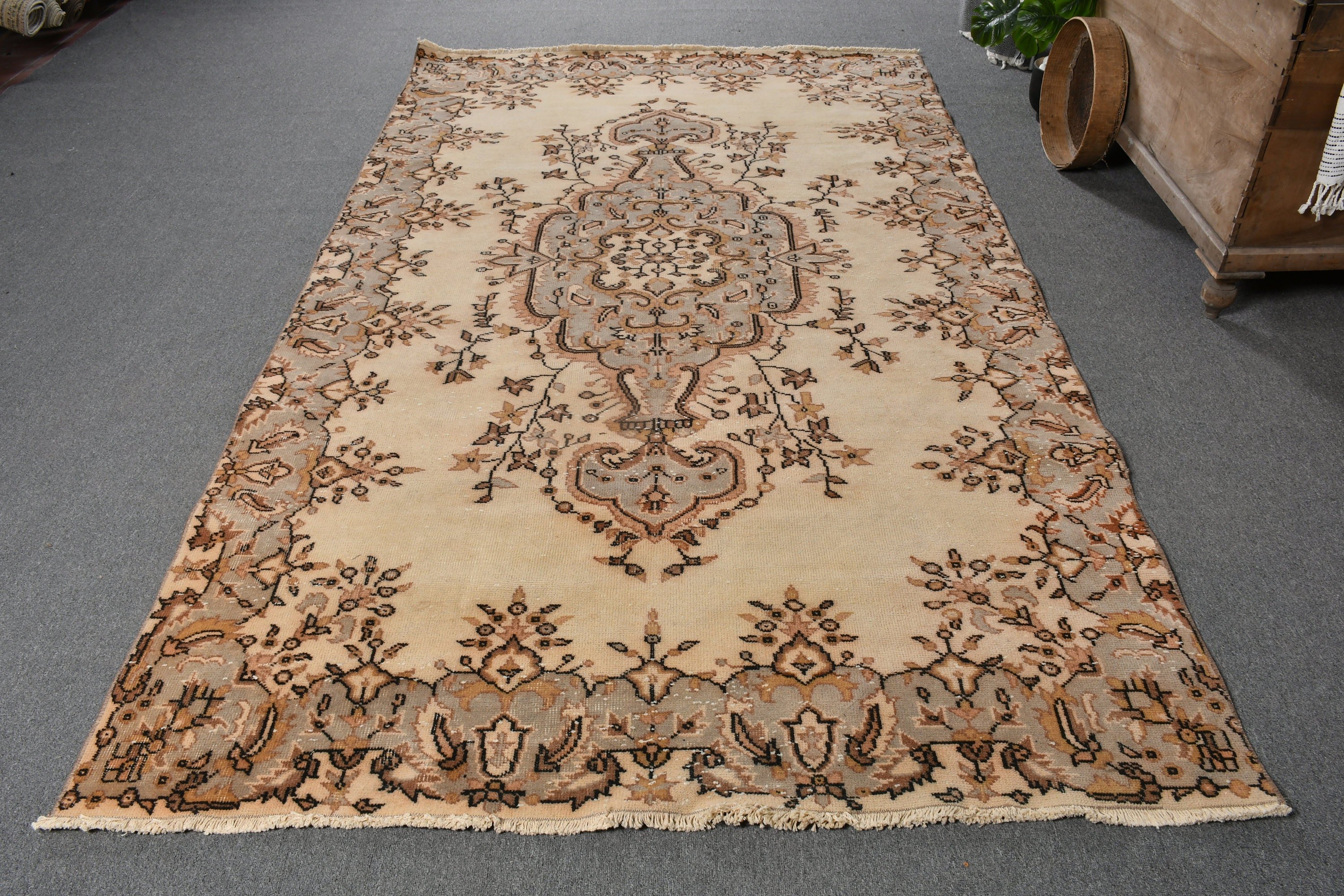 Dining Room Rug, Turkish Rug, Floor Rug, Bedroom Rug, Aztec Rug, Vintage Rug, Anatolian Rugs, 5.5x9.3 ft Large Rug, Beige Kitchen Rug