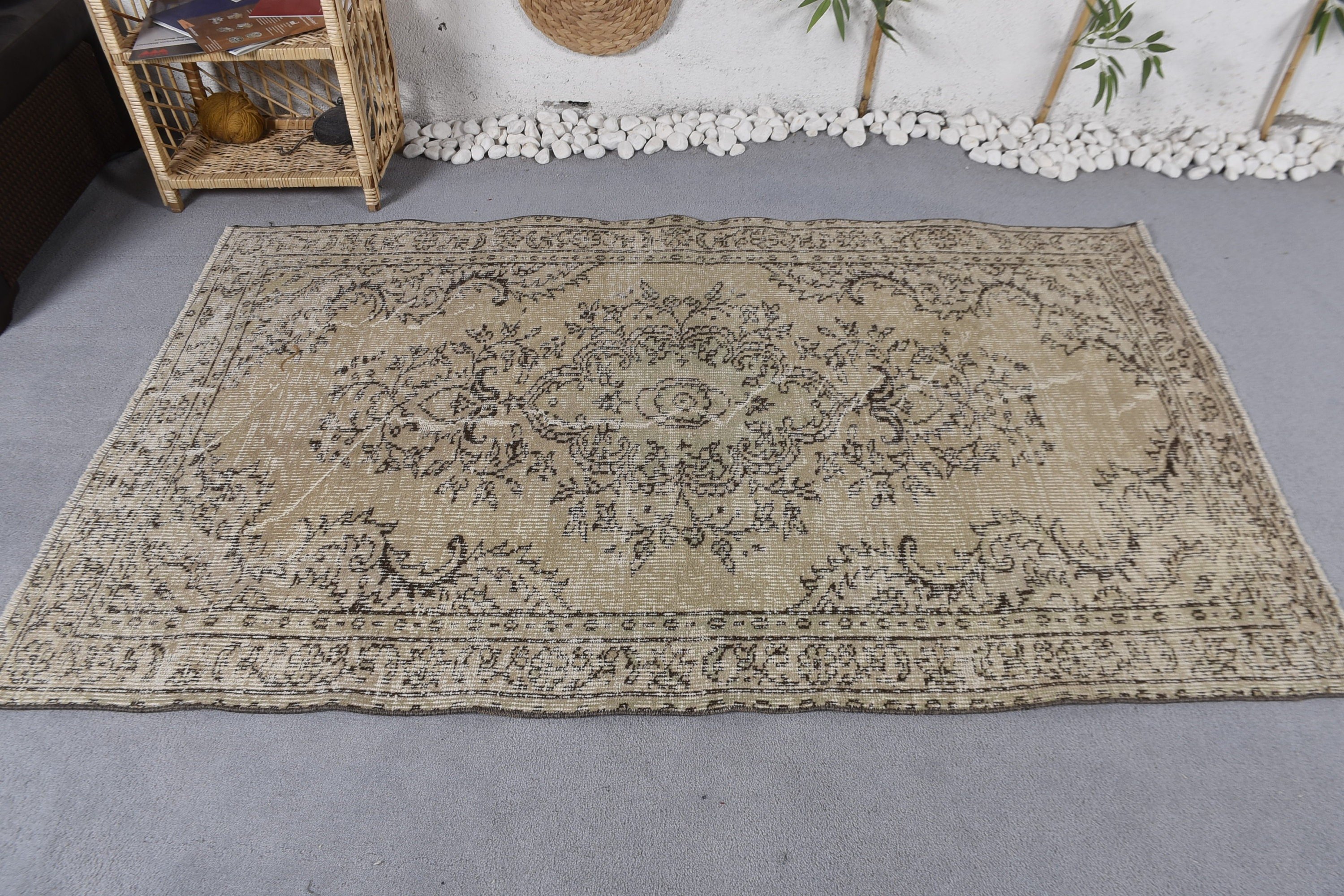 Türk Halıları, Dış Mekan Halıları, Yatak Odası Halısı, 3,9x6,5 ft Alan Halıları, Havalı Halılar, Bej El Dokuma Halı, Anadolu Halıları, Çocuk Halısı, Vintage Halı