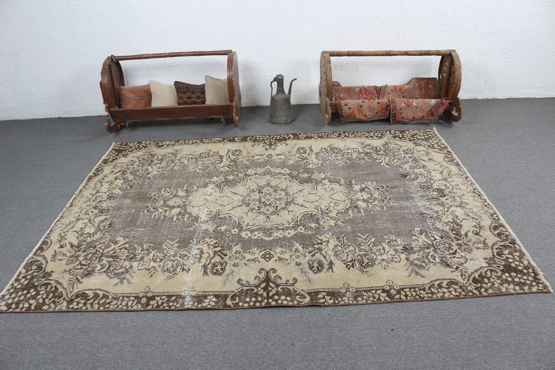 Türk Halıları, Anadolu Halısı, Vintage Halı, Yemek Odası Halıları, Gri 5.5x7.7 ft Büyük Halı, Oturma Odası Halısı, Fas Halıları