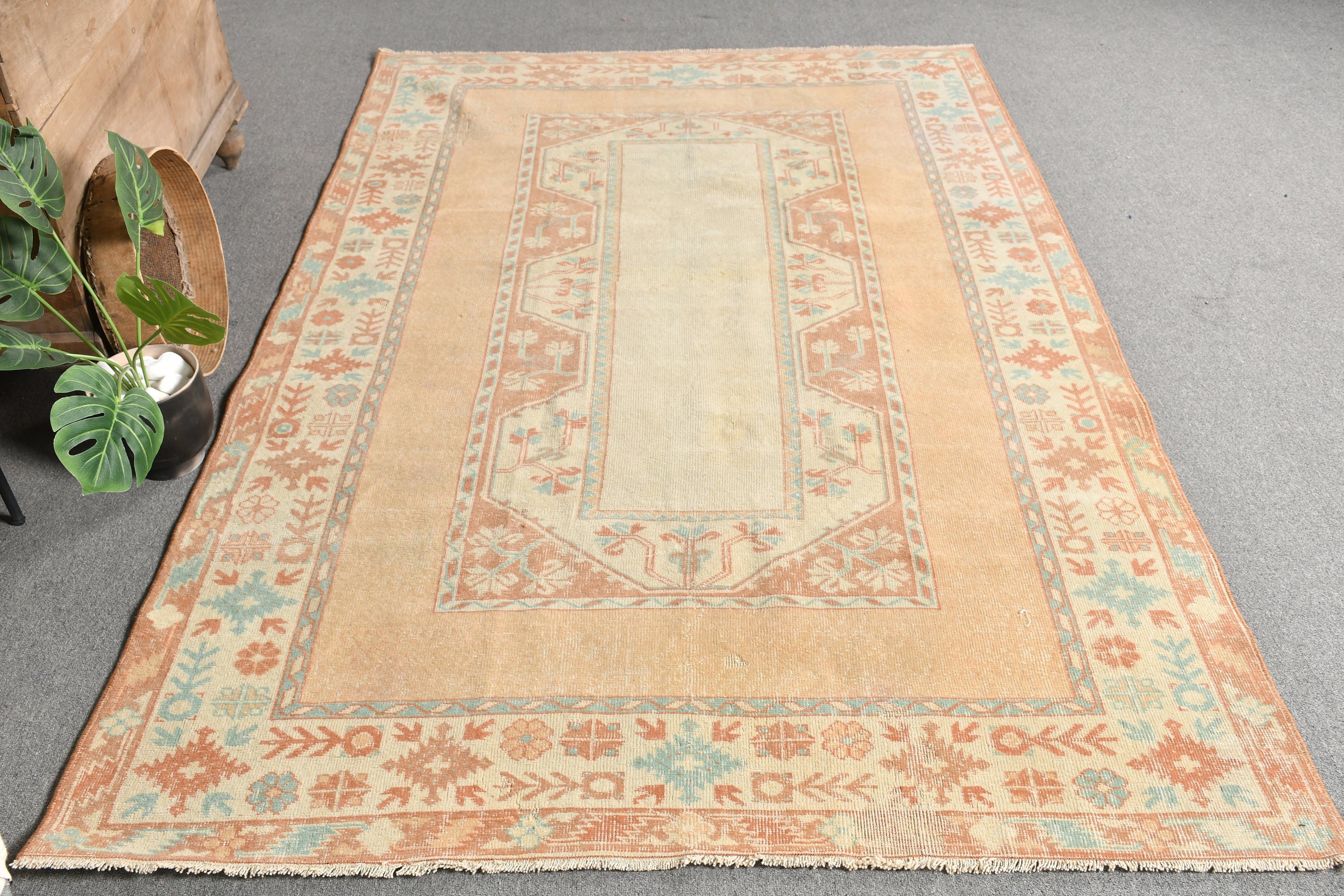 Parlak Halılar, Vintage Halılar, Kahverengi Soğuk Halı, Oturma Odası Halıları, Oushak Halıları, Çocuk Halısı, Mutfak Halısı, 5x8 ft Alan Halıları, Türk Halısı