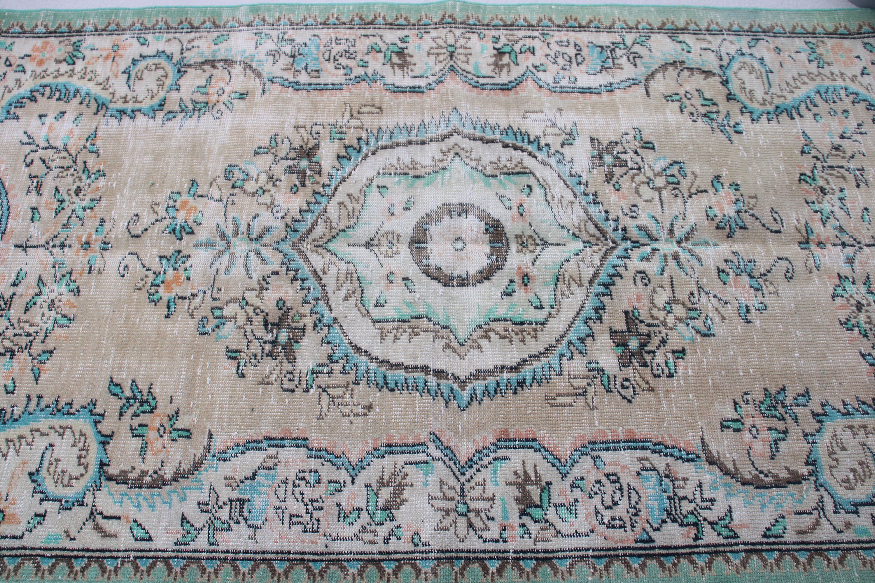 Türk Halısı, Vintage Halılar, Bej El Dokuma Halılar, Mutfak Halısı, Oushak Alan Halısı, Vintage Alan Halısı, 4.1x7.4 ft Alan Halıları, Yer Halıları