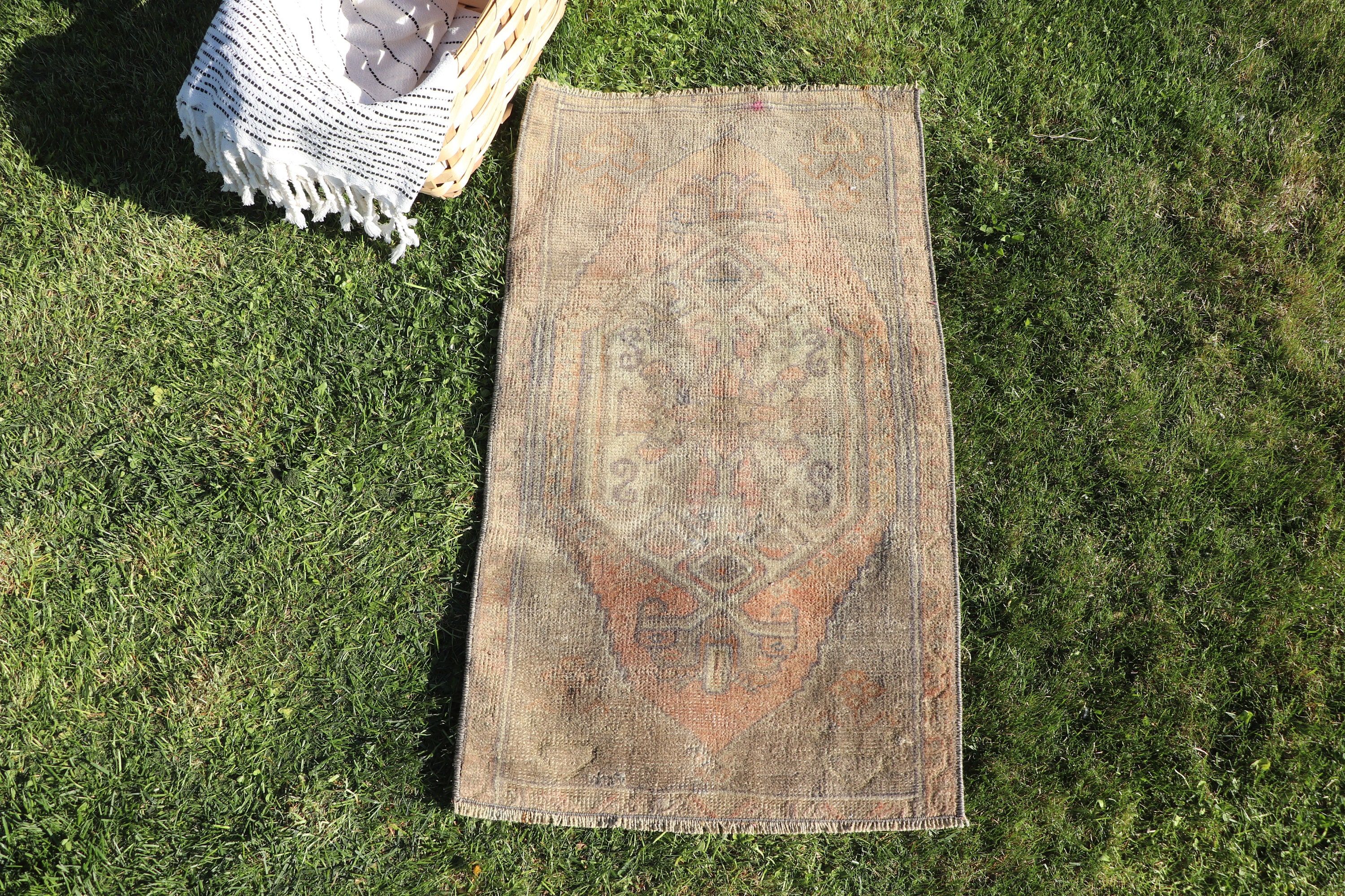 Vintage Halı, Yün Halı, Türk Halısı, Turuncu Geometrik Halılar, Oushak Halısı, 1.5x2.5 ft Küçük Halı, Kapı Paspas Halıları, Banyo Paspası Sevimli Halı, Yatak Odası Halısı