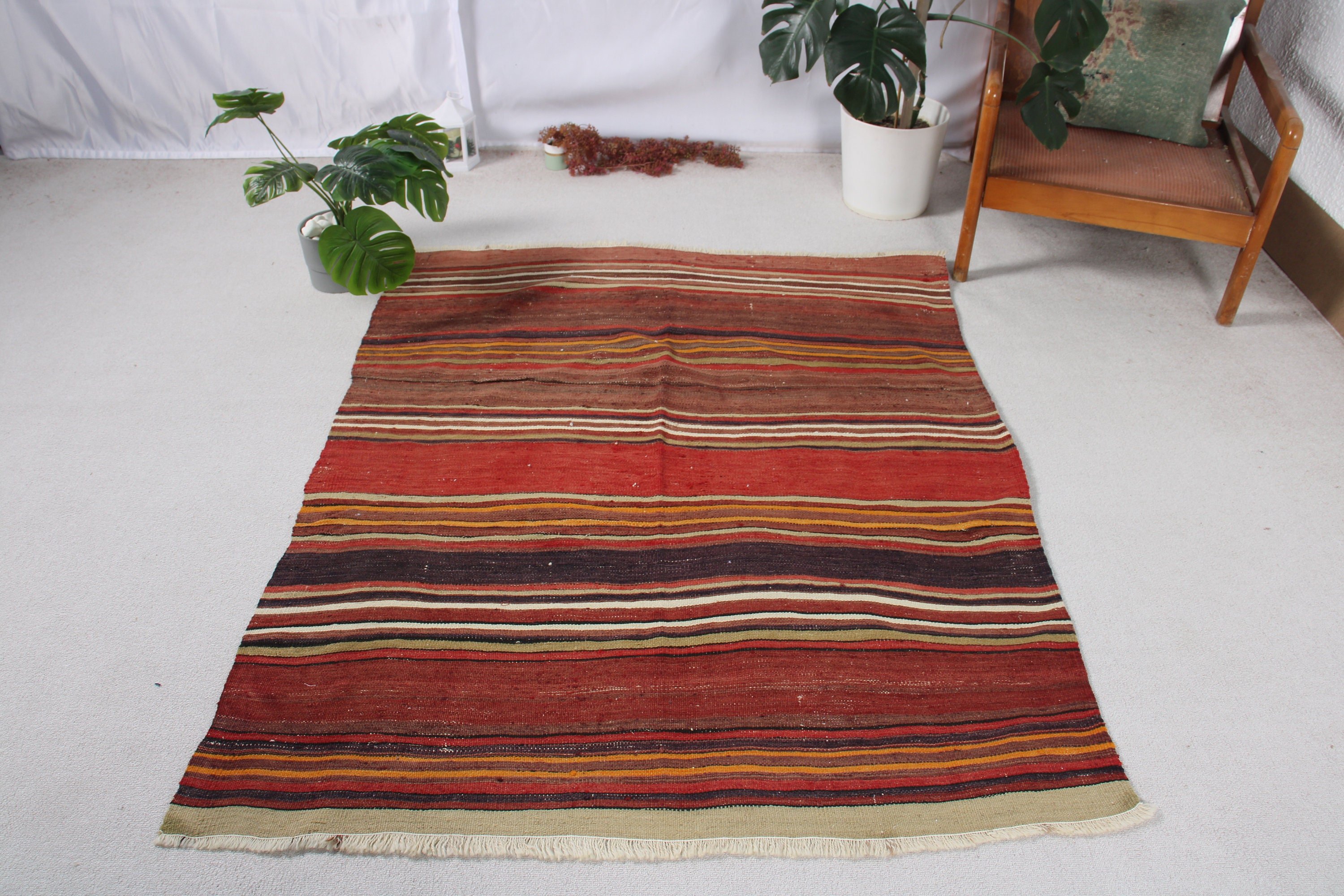 Boho Halı, Vintage Halılar, Türk Halısı, Kilim, Geometrik Halı, Kırmızı Geometrik Halı, 4.5x5.3 ft Aksan Halıları, Yatak Odası Halısı, Dekoratif Halı