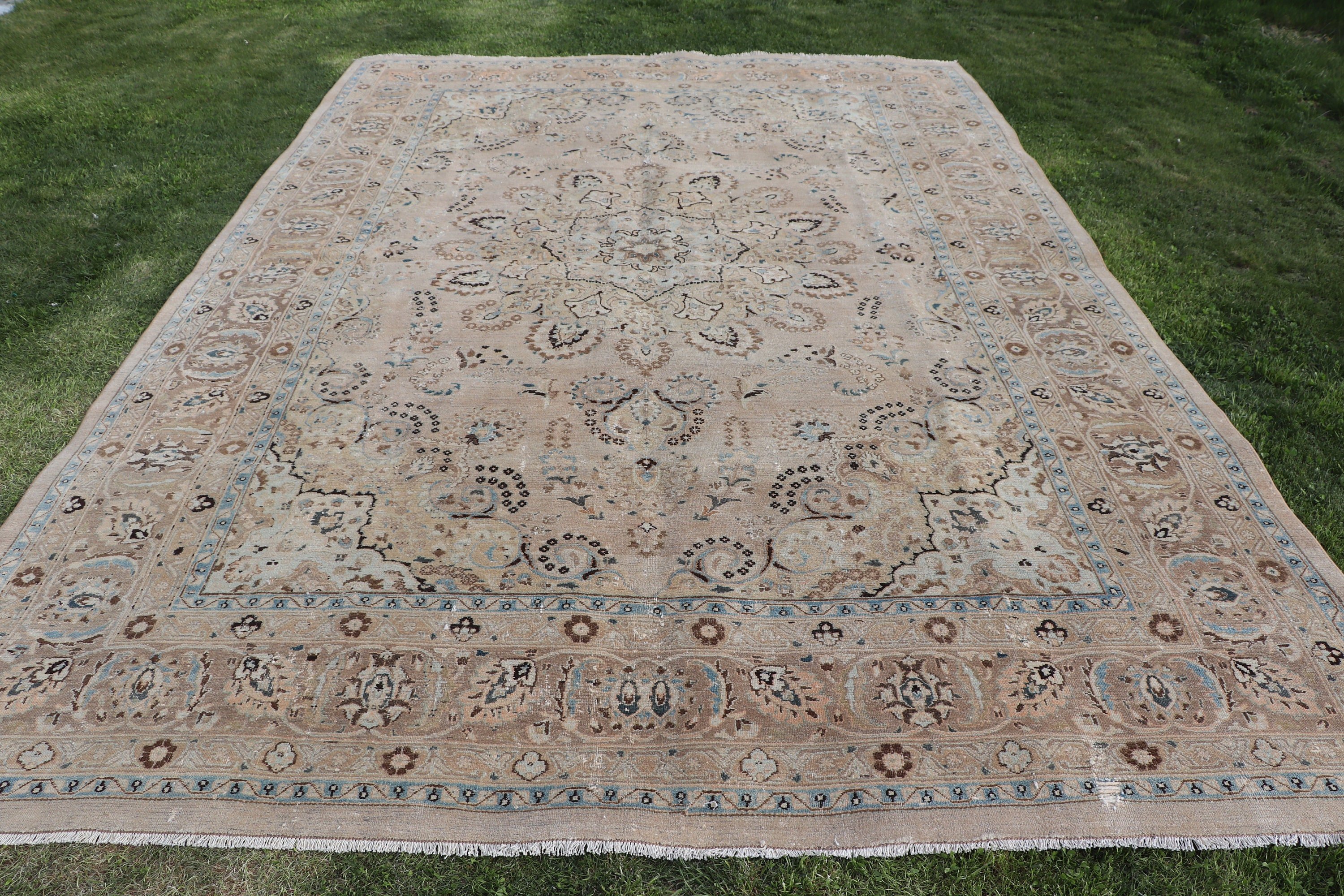 Turkish Rugs, Vintage Rug, Luxury Rugs, Oversize Turkish Rugs, Bedroom Rugs, Modern Rug, 8.1x11.7 ft Oversize Rug, Bronze Wool Rugs