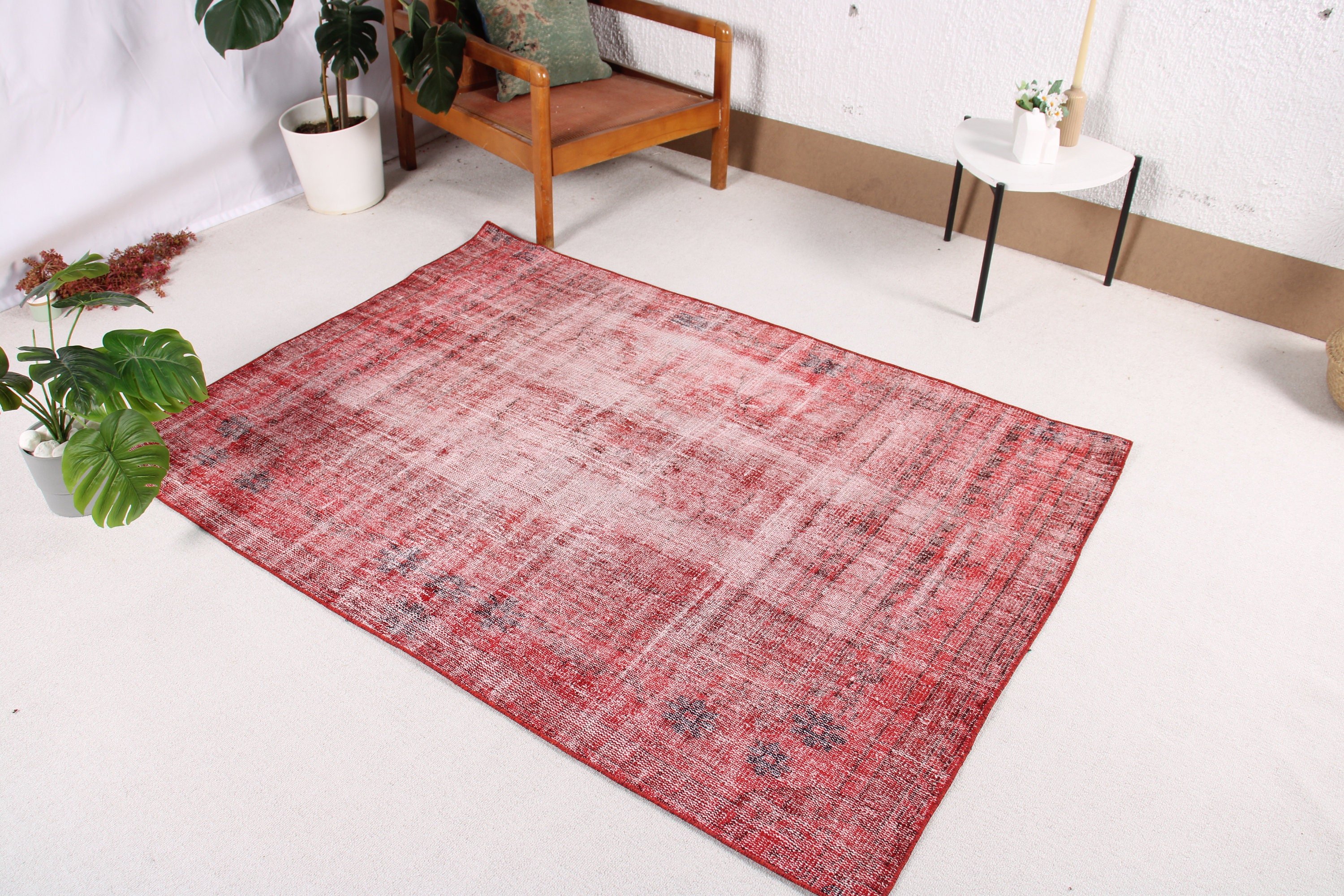 Kitchen Rug, Vintage Rug, Wool Rug, 4.1x5.8 ft Accent Rug, Turkish Rug, Bedroom Rug, Rugs for Bedroom, Red Home Decor Rug, Anatolian Rug