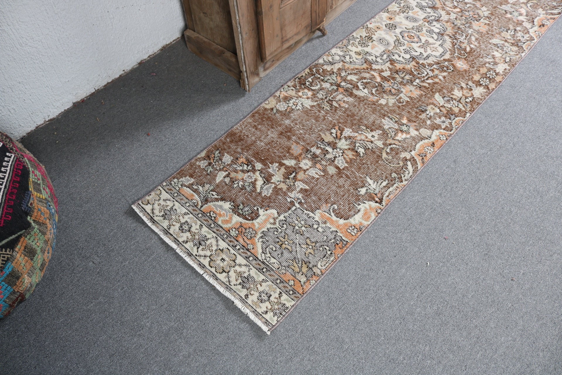 Türk Halısı, Boho Halısı, Oushak Halıları, Koridor Halısı, Vintage Halı, 1.9x8.4 ft Runner Halısı, Vintage Runner Halısı, Antika Halılar, Kahverengi Mutfak Halısı