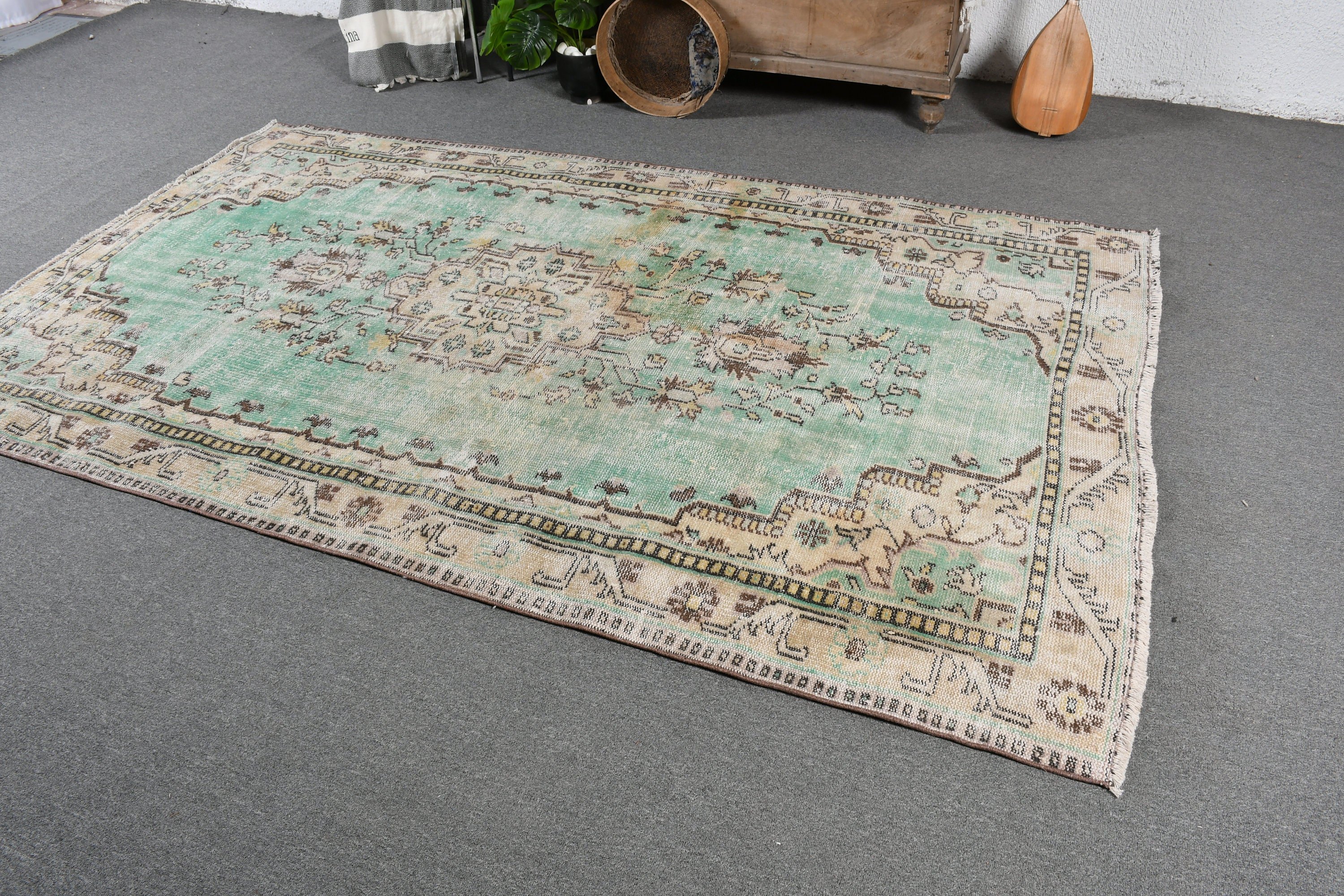 Turkish Rug, Bedroom Rugs, Rugs for Salon, Green  5.2x8.5 ft Large Rug, Salon Rug, Vintage Rug, Wool Rugs