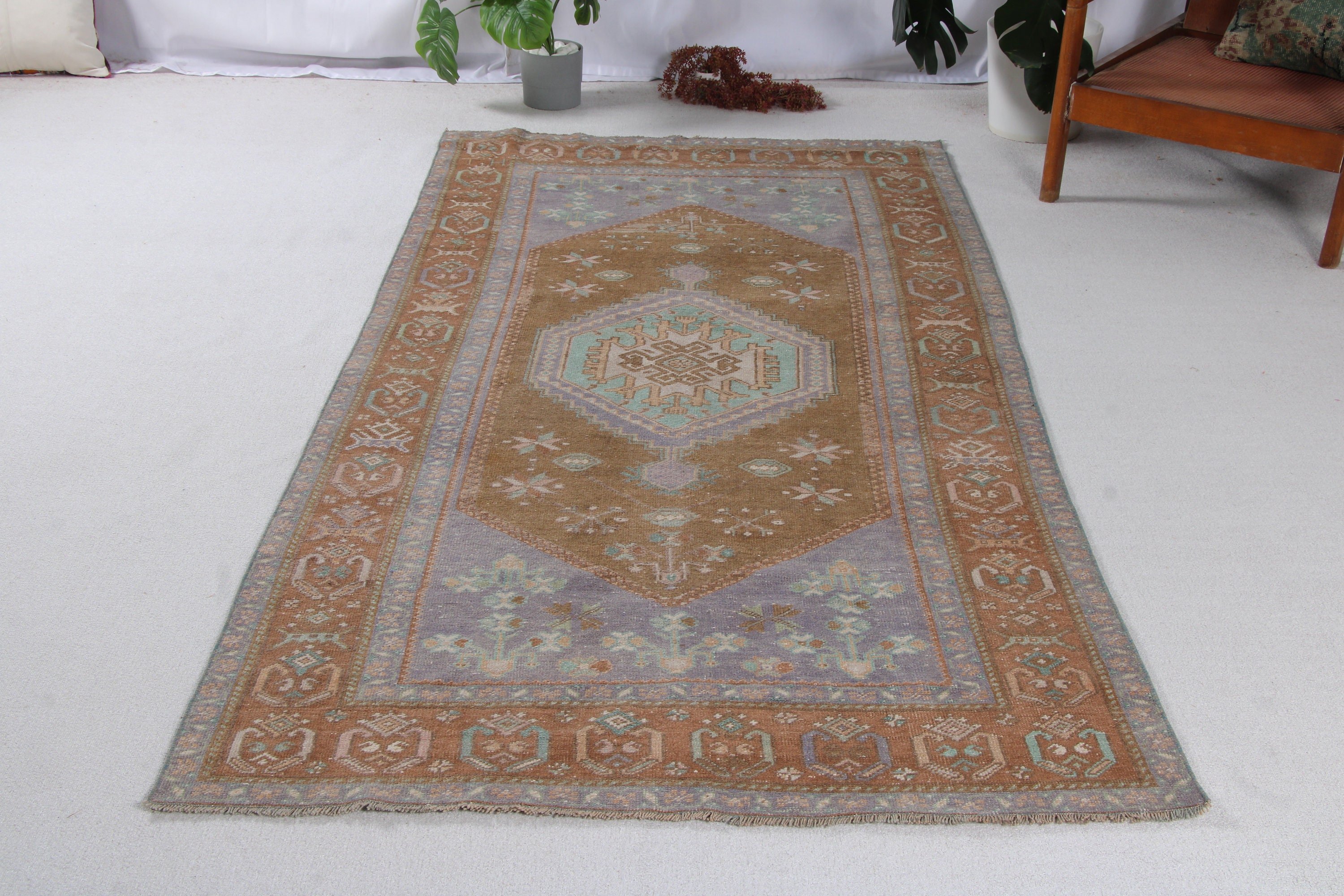 Vintage Halılar, Vintage Dekor Halı, Mutfak Halıları, 4,1x8,4 ft Alan Halısı, Kahverengi Zemin Halısı, Türk Halısı, Nötr Halılar, Soğuk Halı, Oushak Alan Halısı