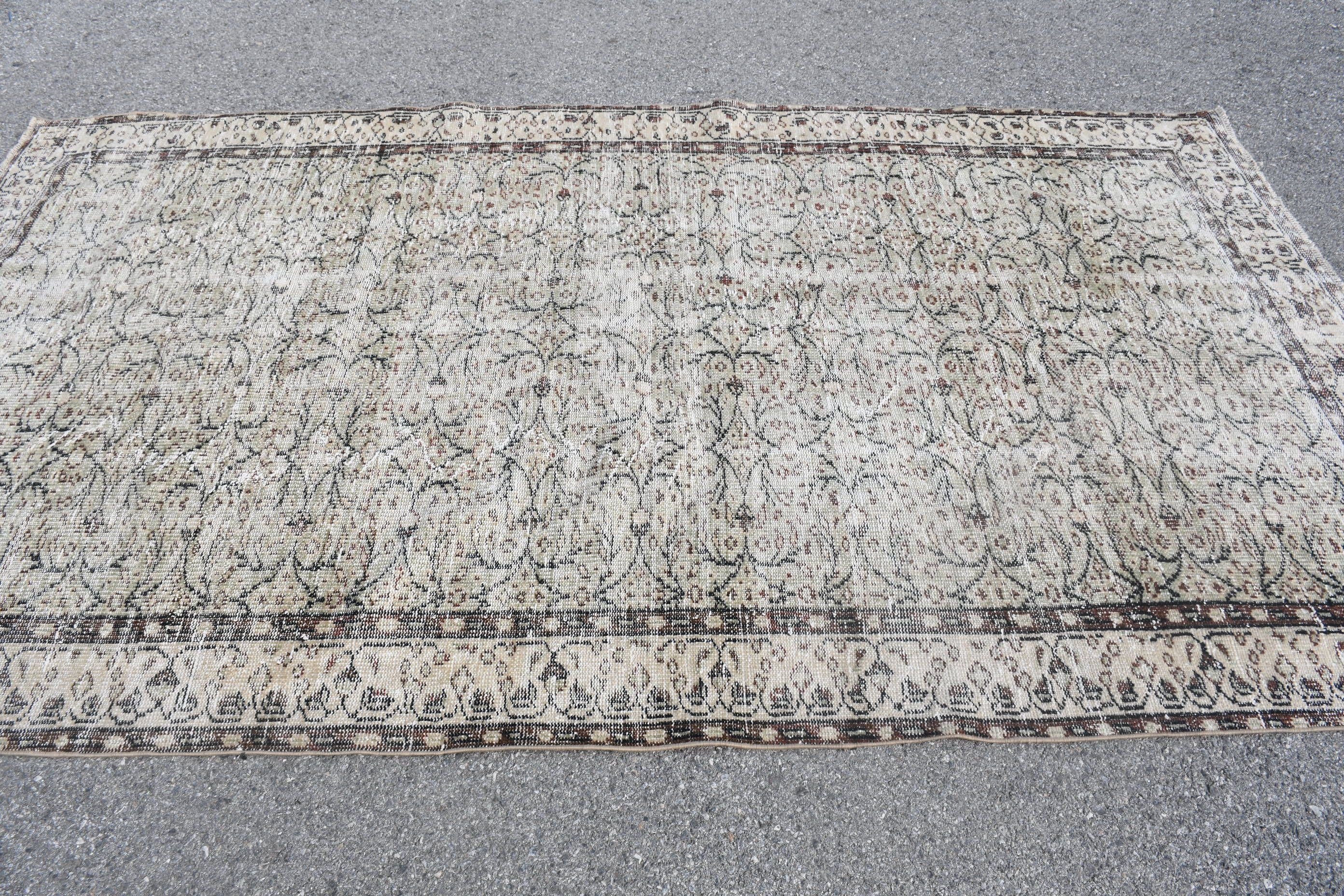 Salon Rug, Pastel Rugs, 5.5x9.4 ft Large Rugs, Beige Antique Rugs, Living Room Rug, Bedroom Rug, Kitchen Rugs, Turkish Rug, Vintage Rugs