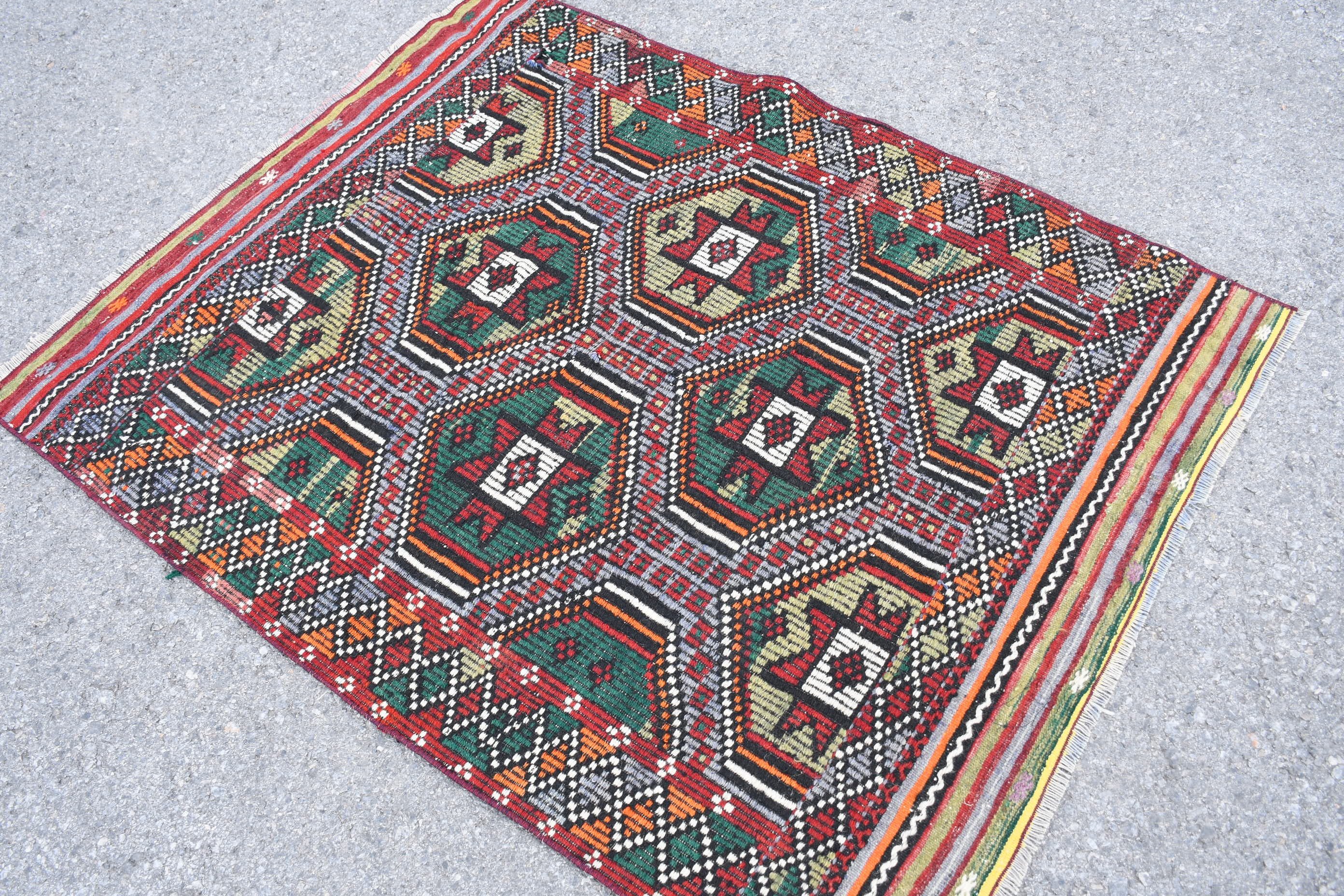 Red Moroccan Rug, Kitchen Rug, Bedroom Rug, Kilim, Vintage Rugs, 3.6x4.8 ft Accent Rug, Turkish Rug, Antique Rugs, Moroccan Rug, Pale Rug