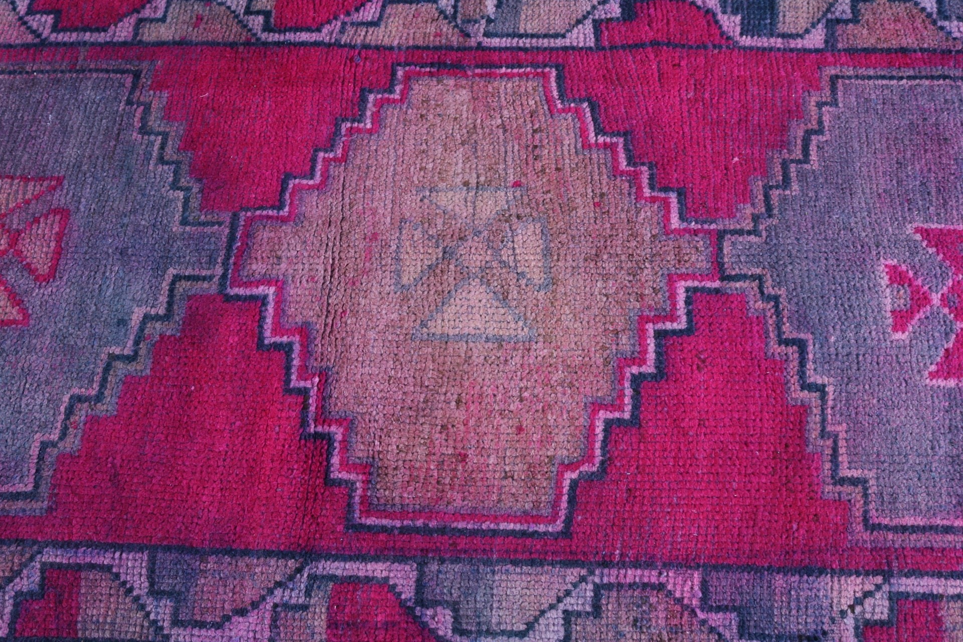 Yer Halıları, Vintage Halı, 2.9x9.9 ft Runner Halı, Vintage Runner Halıları, Pembe Nötr Halı, Oushak Halı, Merdiven Halıları, Türk Halısı, Türkiye Halıları