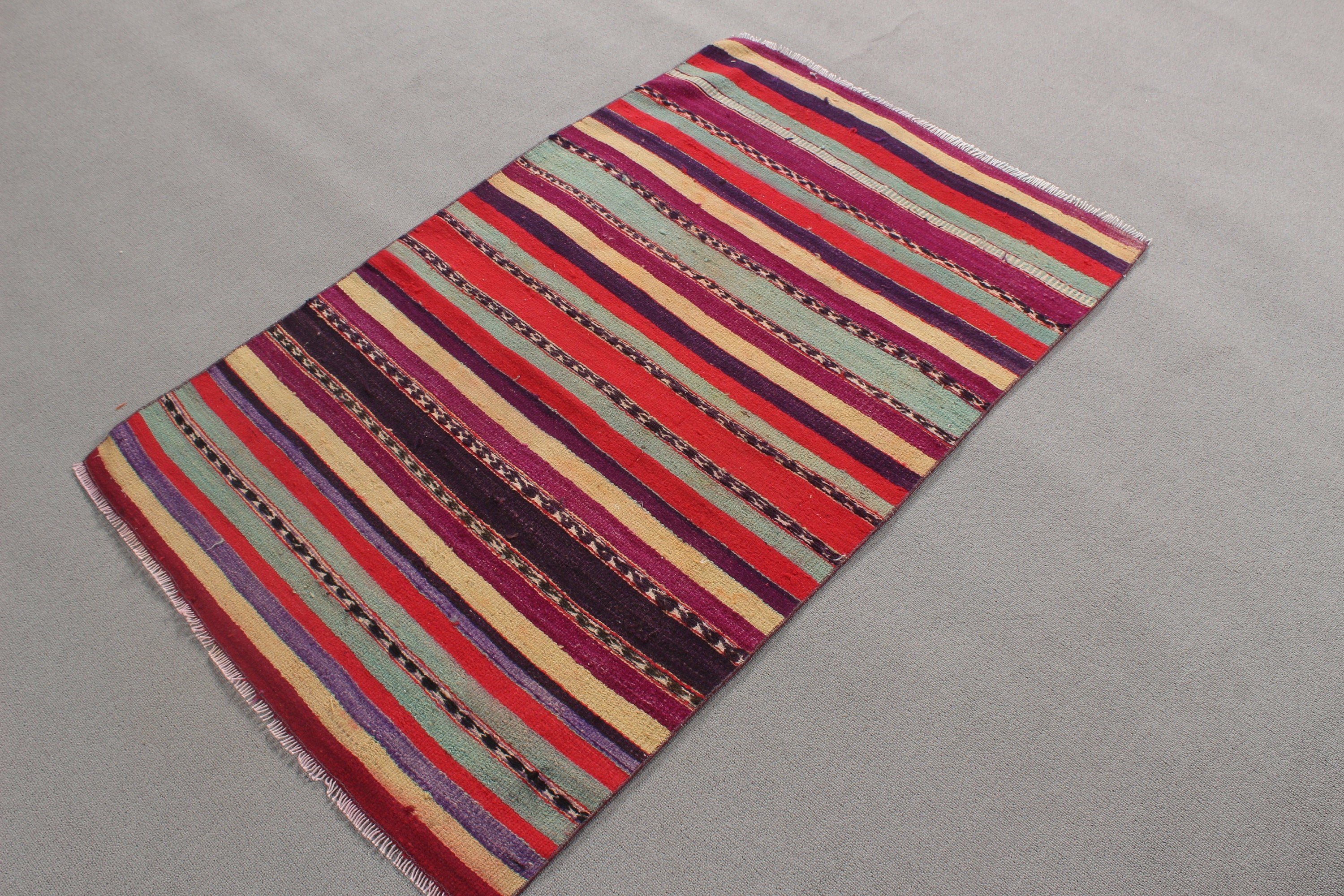 Kilim, Vintage Halı, Düz Dokuma Halı, Yatak Odası Halıları, Araba Paspas Halısı, 2.8x4.3 ft Küçük Halı, Kırmızı Anadolu Halıları, Küçük Boho Halısı, Türk Halıları