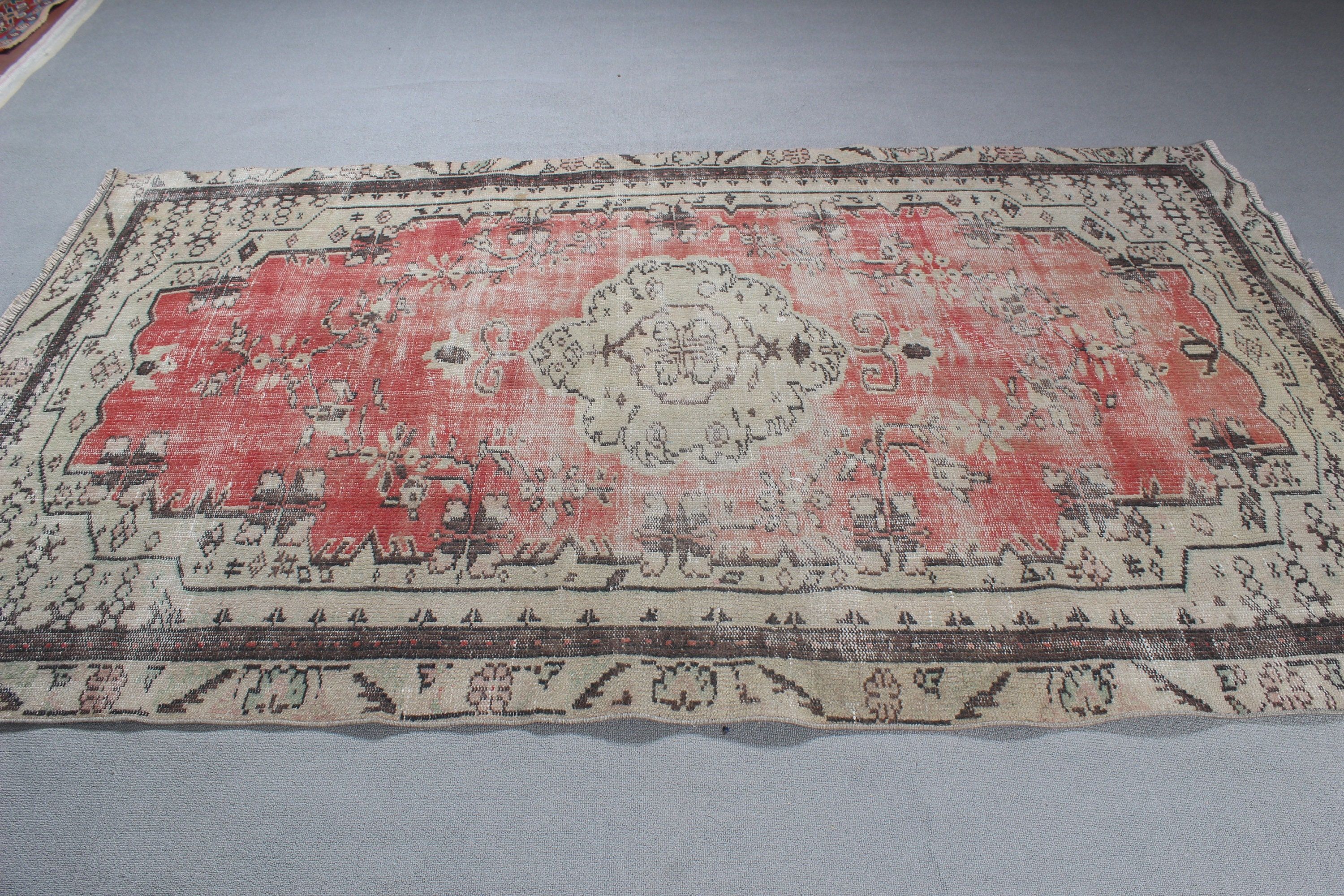 Vintage Rugs, Bedroom Rugs, Anatolian Rugs, Turkey Rugs, Floor Rugs, Red Oriental Rug, Living Room Rugs, Turkish Rugs, 5.2x8.5 ft Large Rug