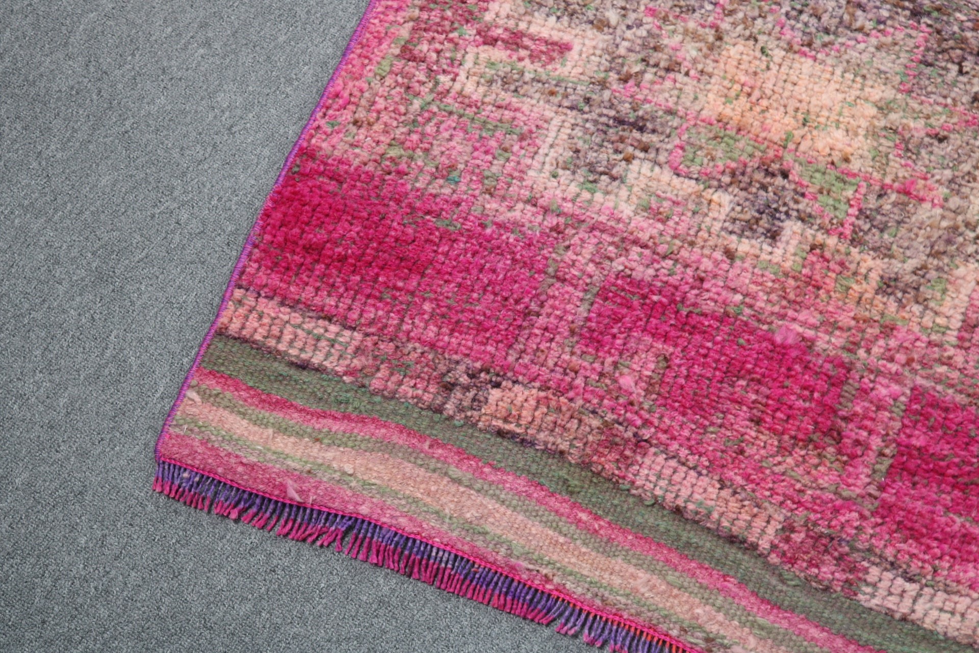 Bedroom Rug, Pink Geometric Rug, Flatweave Rugs, Vintage Runner Rugs, Rugs for Runner, Turkish Rug, Vintage Rugs, 2.5x9.7 ft Runner Rugs