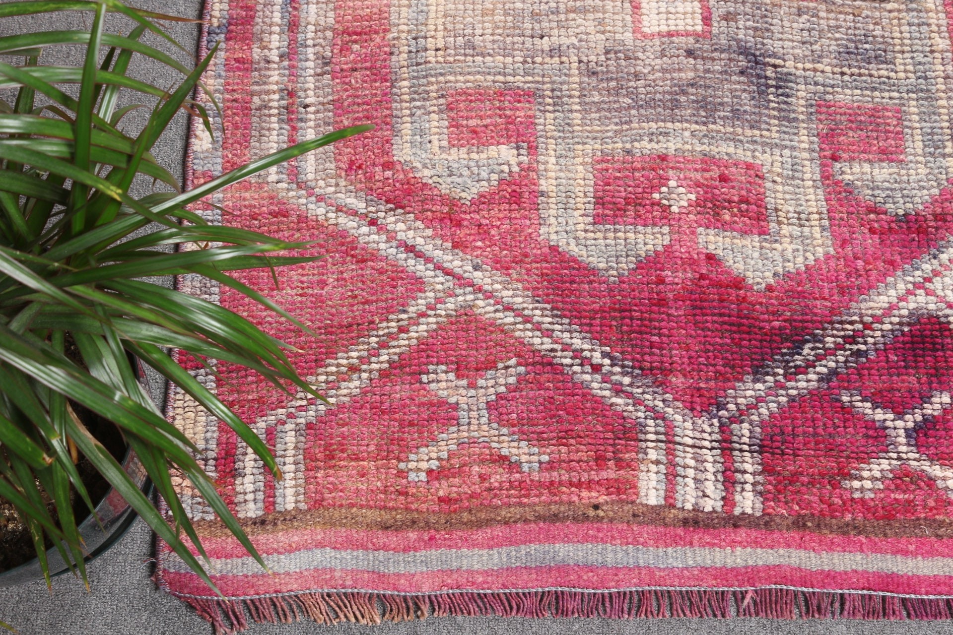 2.8x10.2 ft Runner Rugs, Turkish Rugs, Oriental Rugs, Wool Rugs, Vintage Rug, Rugs for Kitchen, Hallway Rugs, Tribal Rugs, Pink Oushak Rug