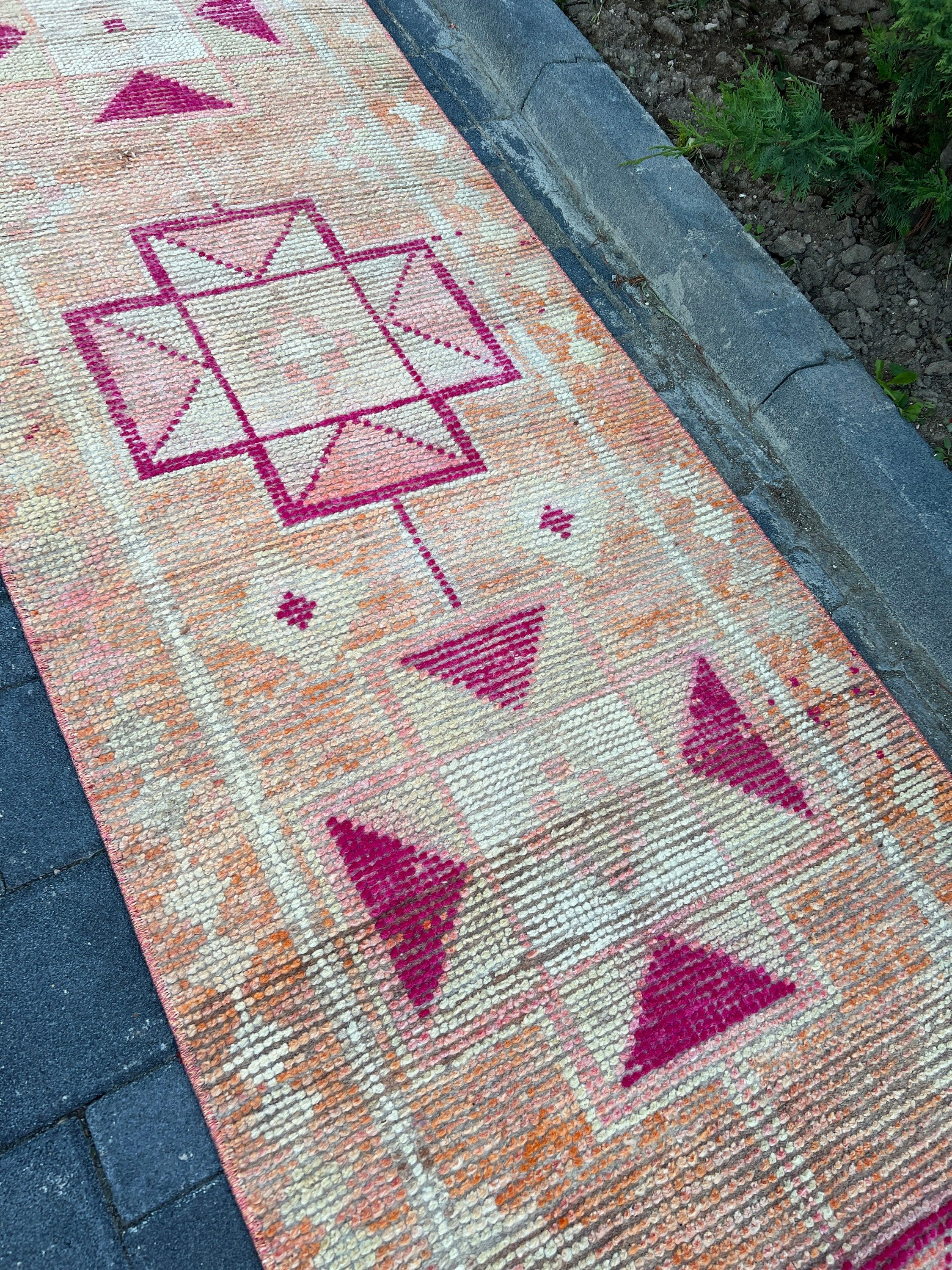 Anadolu Halısı, Türk Halısı, Merdiven Halısı, Eski Halı, Pembe Oushak Halıları, Mutfak Halıları, Ev Dekorasyonu Halısı, 2.9x10.8 ft Runner Halısı, Vintage Halılar