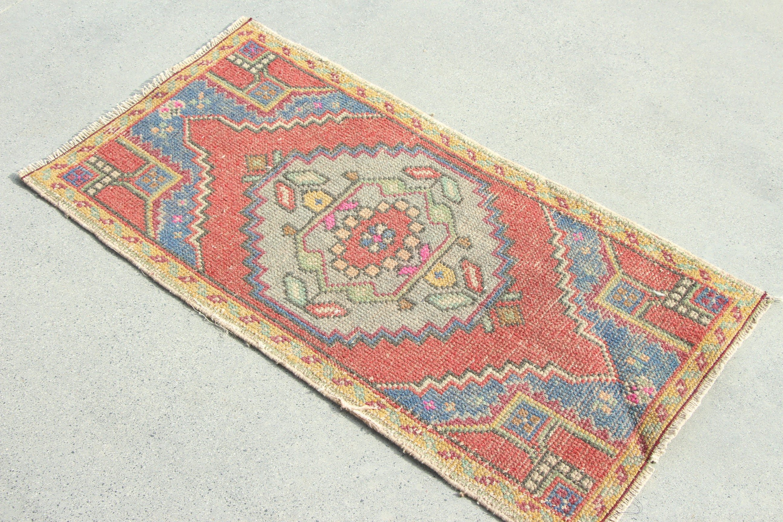 Kırmızı Nötr Halı, Yatak Odası Halısı, Vintage Halılar, Küçük Boho Halıları, Lüks Halı, Kapı Paspası Halısı, 1.6x3.2 ft Küçük Halılar, El Yapımı Halı, Türk Halıları