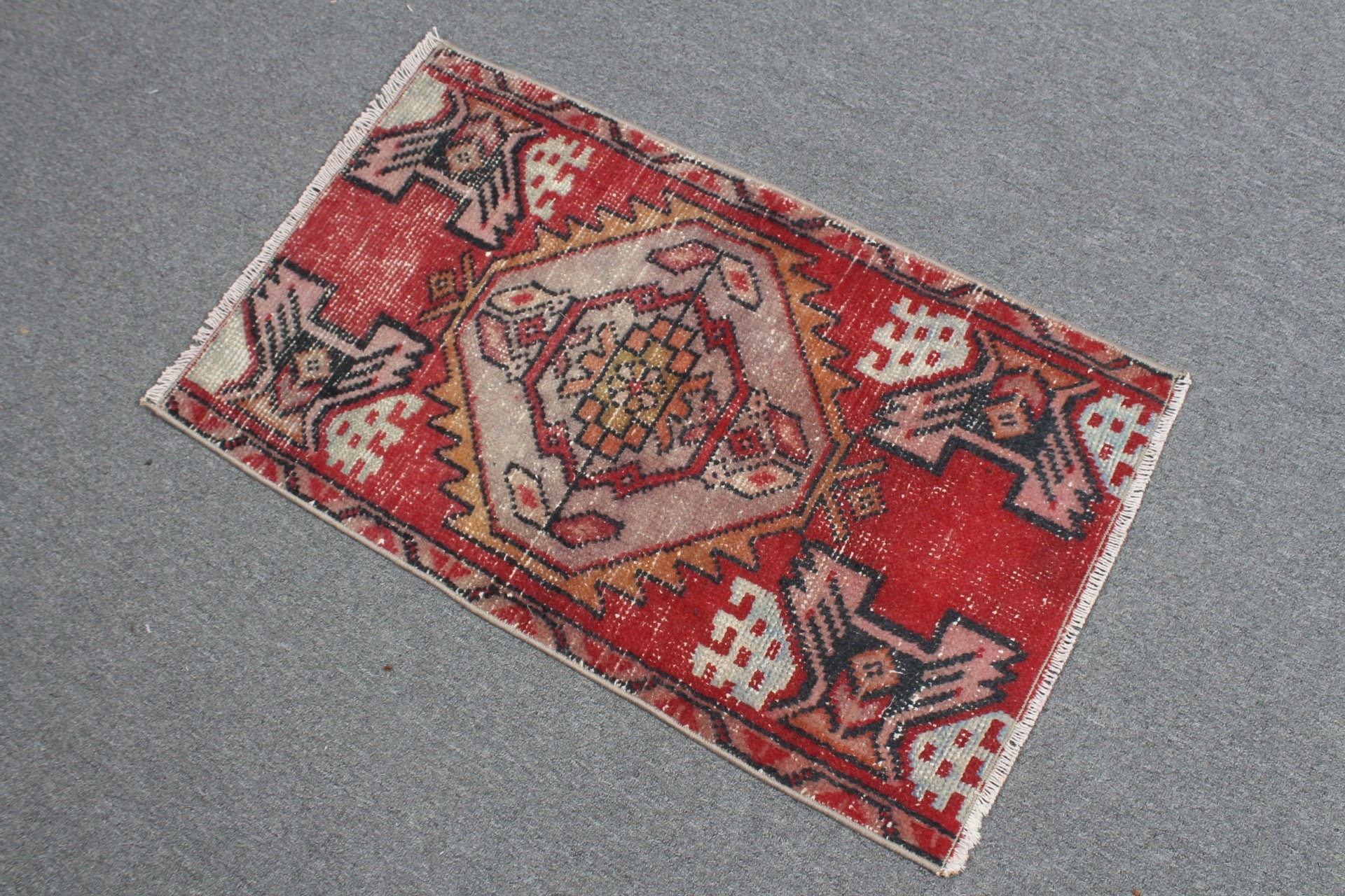 Home Decor Rug, Bathroom Rug, 1.7x2.8 ft Small Rug, Red Anatolian Rugs, Turkish Rug, Vintage Rug, Entry Rug, Old Rug, Anatolian Rugs