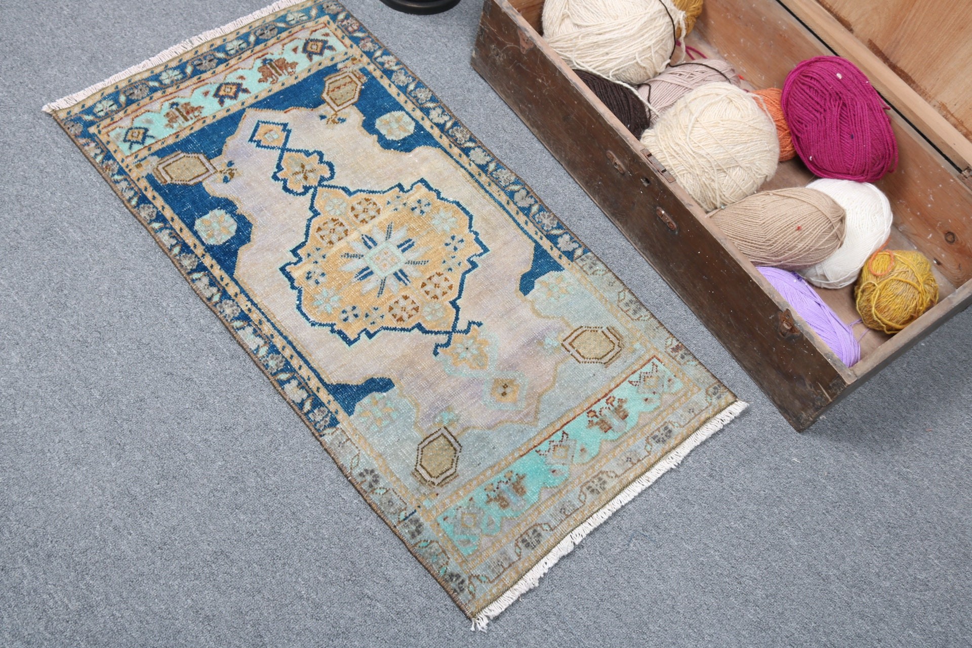 Vintage Halılar, Yer Halıları, Türk Halıları, 1.5x2.9 ft Küçük Halılar, Mutfak Halısı, Banyo Halıları, Giriş Halıları, Bej Fas Halıları, Boho Halı