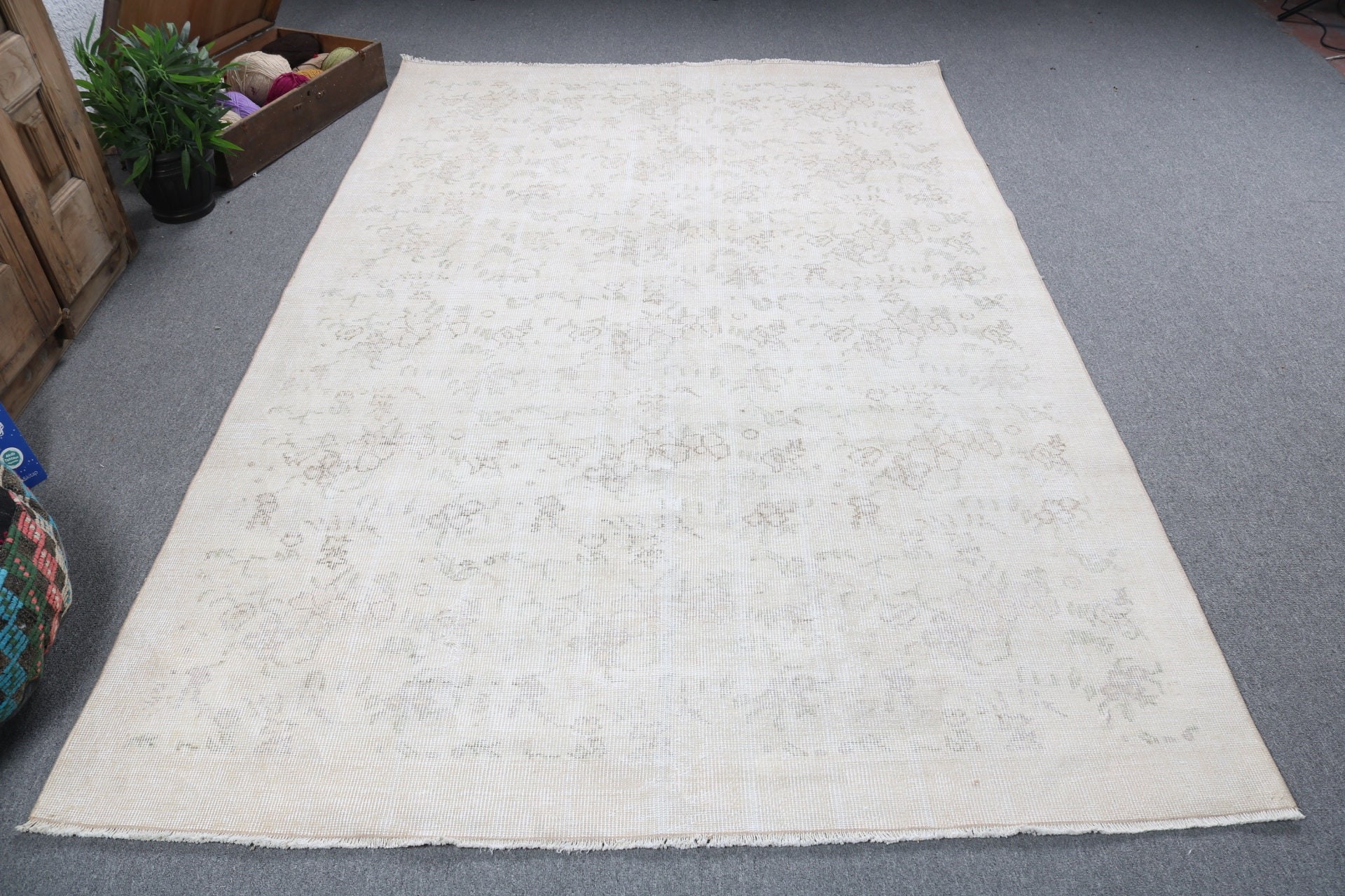 Türk Halıları, Büyük Vintage Halılar, 5.7x8.8 ft Büyük Halılar, Vintage Halı, Yatak Odası Halıları, Bej Düz Dokuma Halılar, Ev Dekorasyonu Halısı, Ofis Halıları