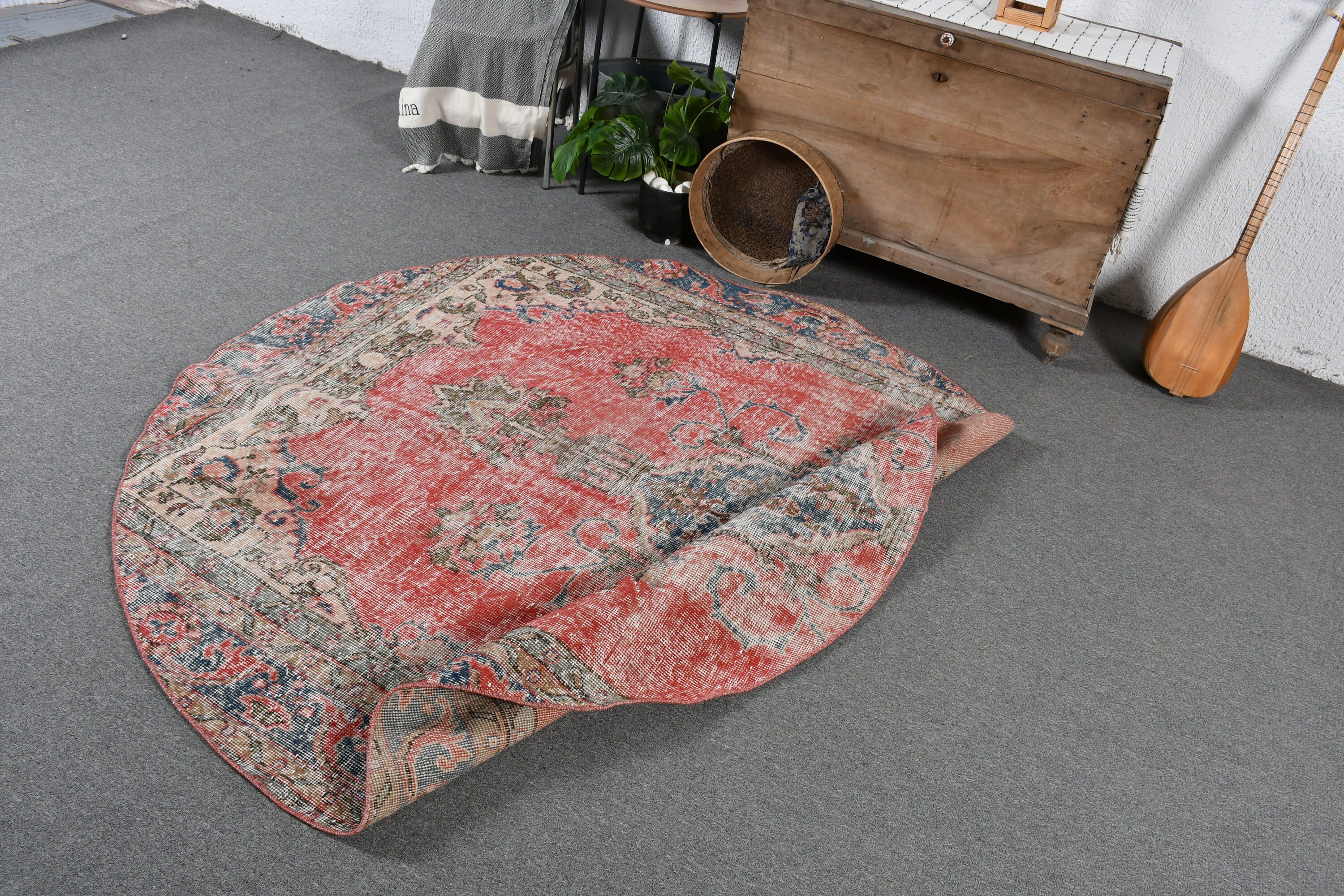 Oriental Rugs, Vintage Rug, Dining Room Rug, Antique Rug, Red Moroccan Rug, Aesthetic Rug, 5.9x5.9 ft Area Rug, Turkish Rug, Kitchen Rug