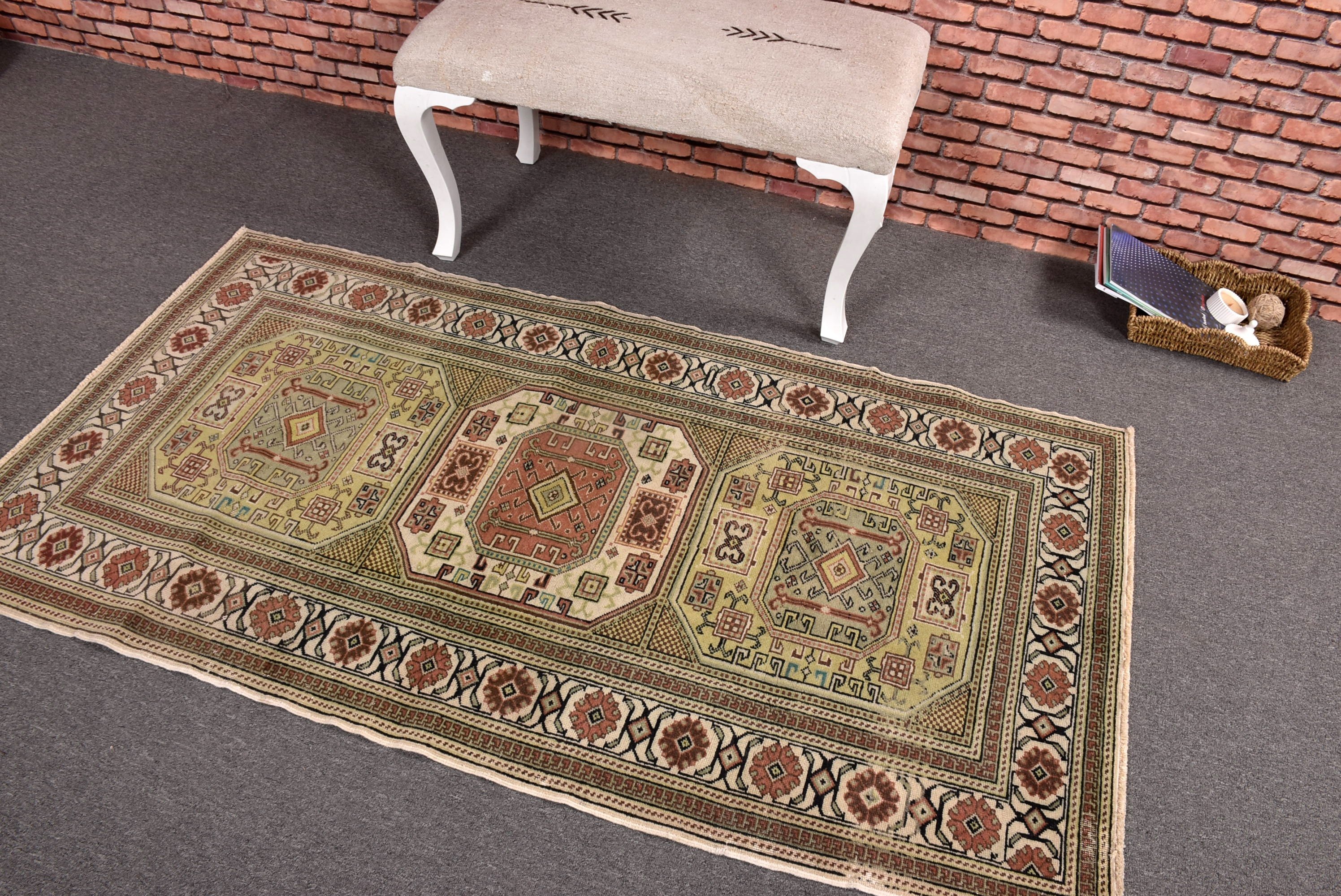 Boho Halı, Aztek Halıları, Mutfak Halısı, Yeşil Zemin Halısı, Çocuk Halısı, Giriş Halıları, Havalı Halı, Türk Halısı, Vintage Halılar, 3,2x6 ft Vurgu Halısı