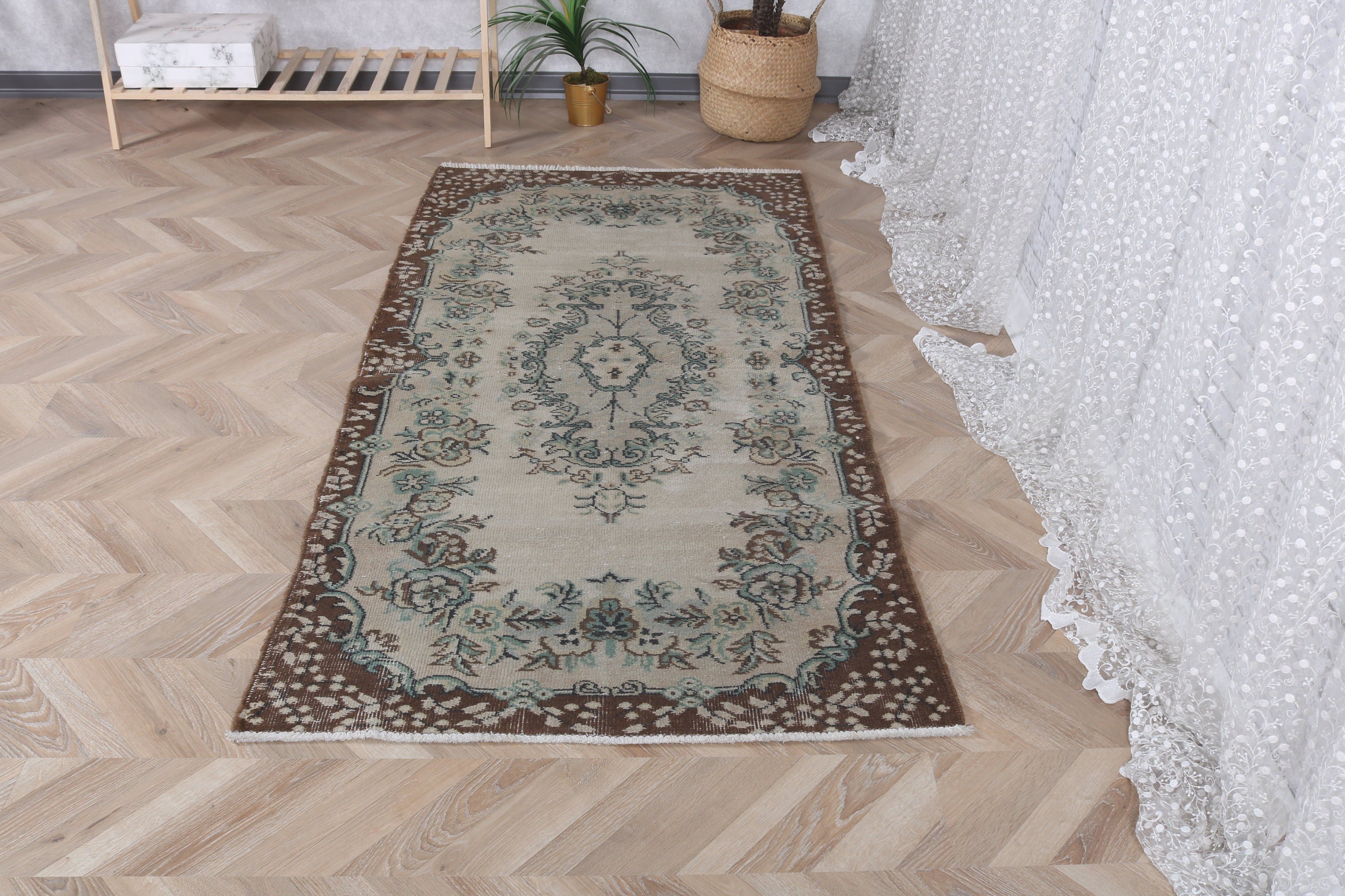 Vintage Vurgulu Halılar, Vintage Halılar, Mutfak Halısı, Türk Halıları, 3.1x6.4 ft Vurgulu Halılar, Dekoratif Halılar, Gri Geometrik Halı