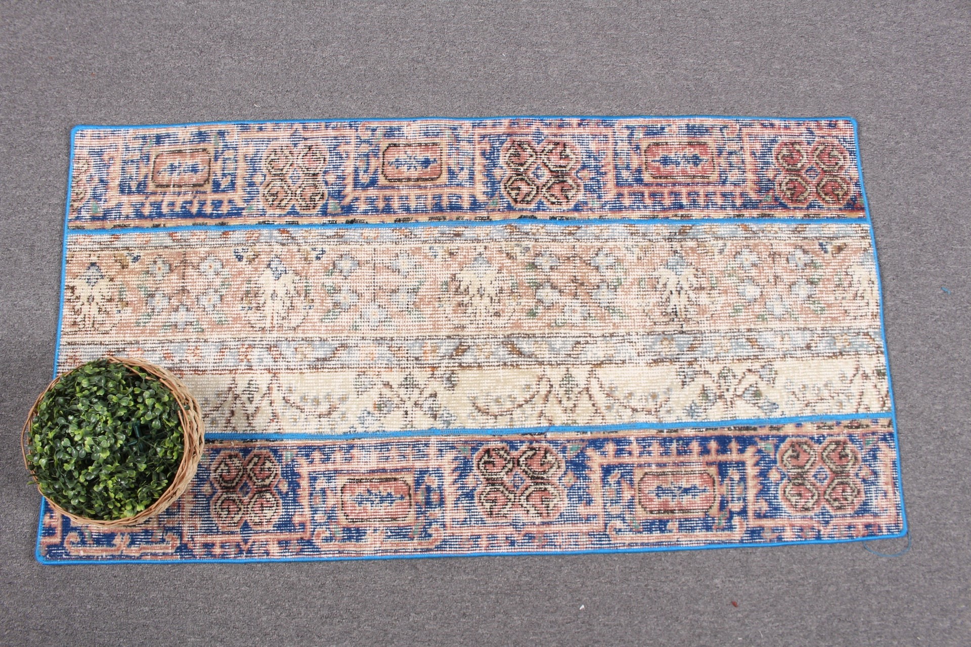 Vintage Halı, Yatak Odası Halıları, 2.2x4.2 ft Küçük Halı, Türk Halısı, Yer Halıları, Giriş Halısı, Mavi Ev Dekor Halısı, Mutfak Halıları